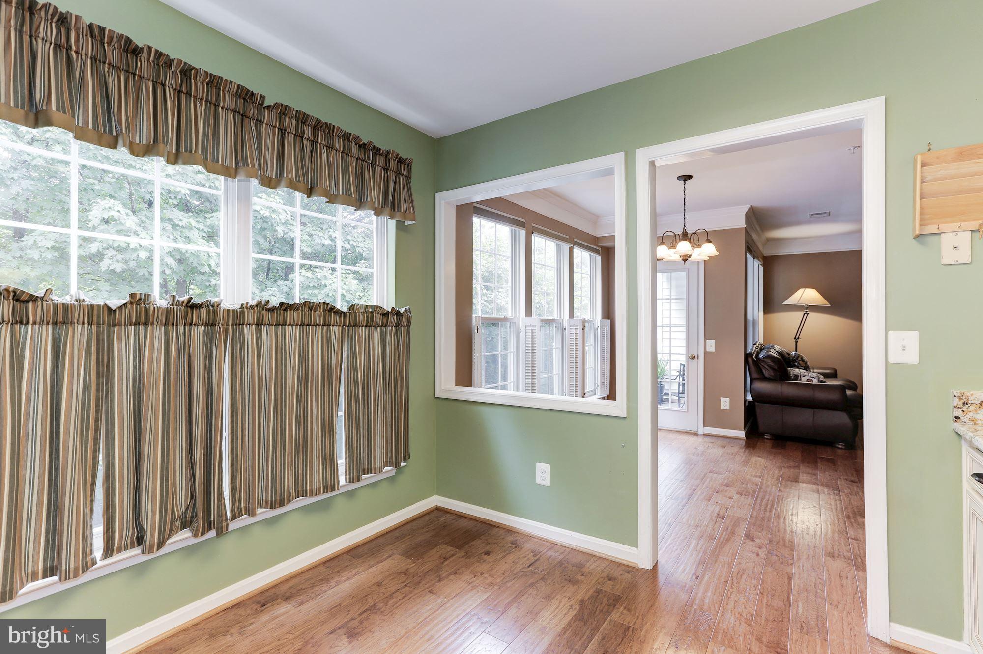 FAIR LAKES - Residential