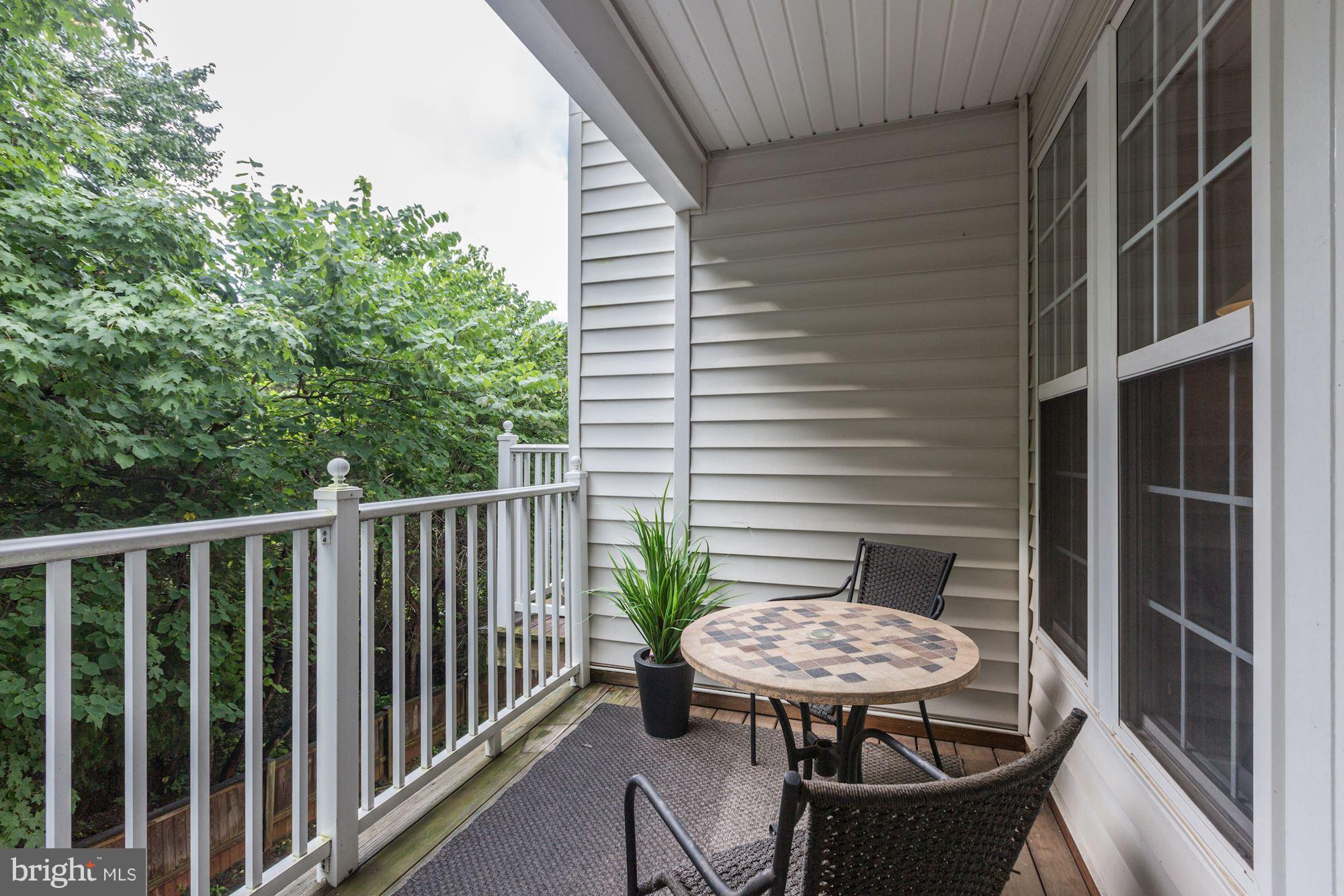 FAIR LAKES - Residential