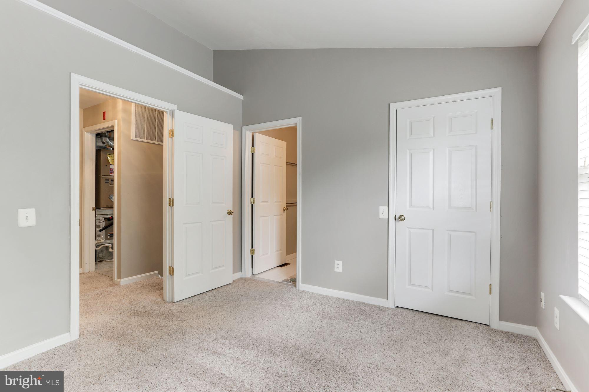 FAIR LAKES - Residential