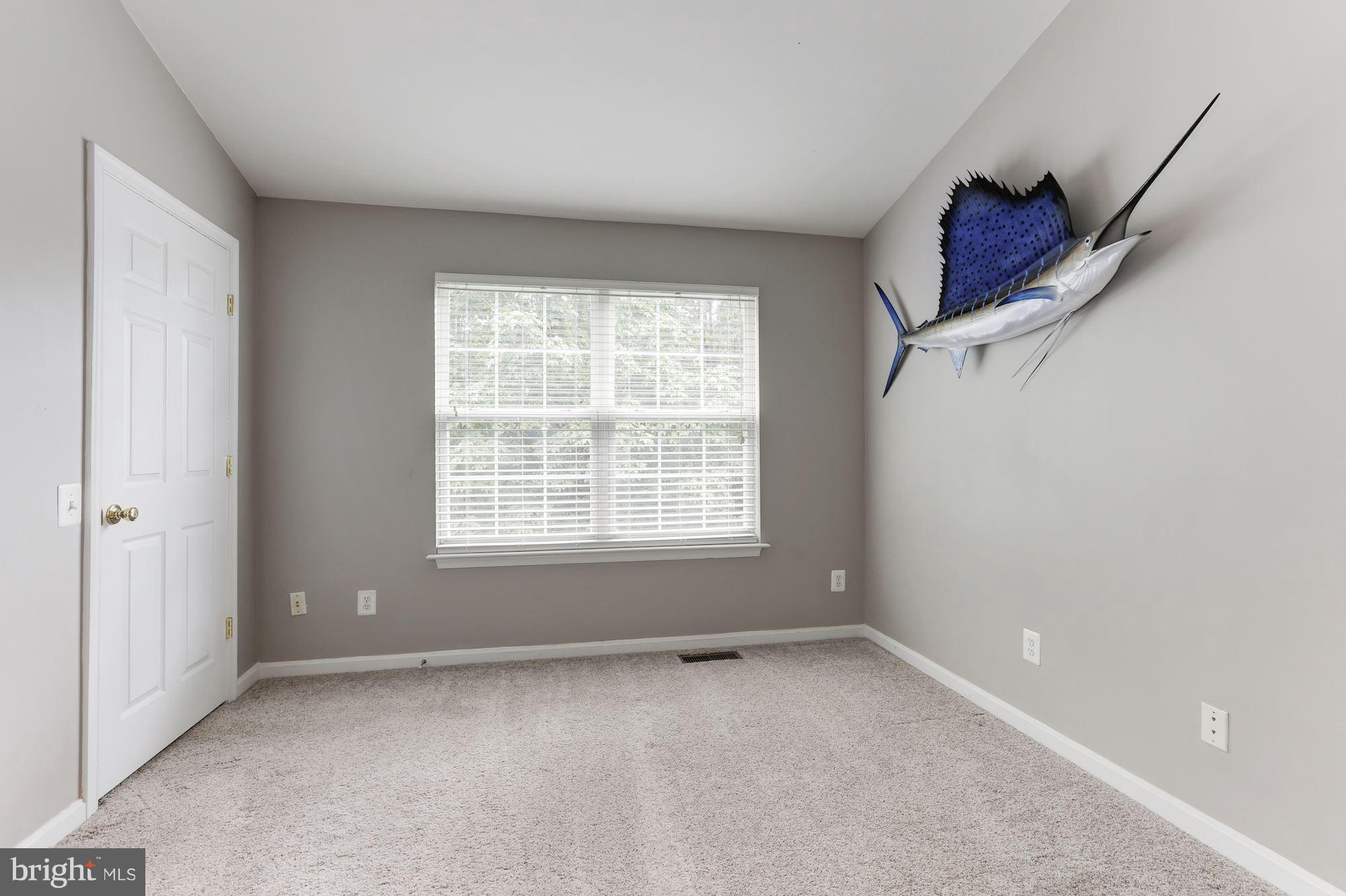 FAIR LAKES - Residential