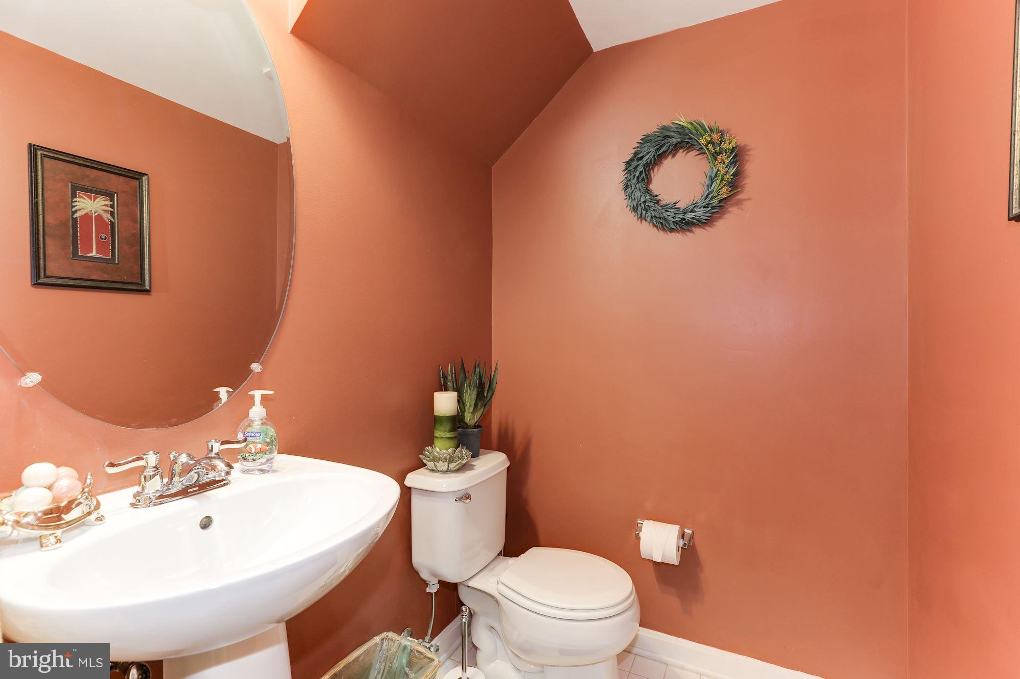 FAIR LAKES - Residential