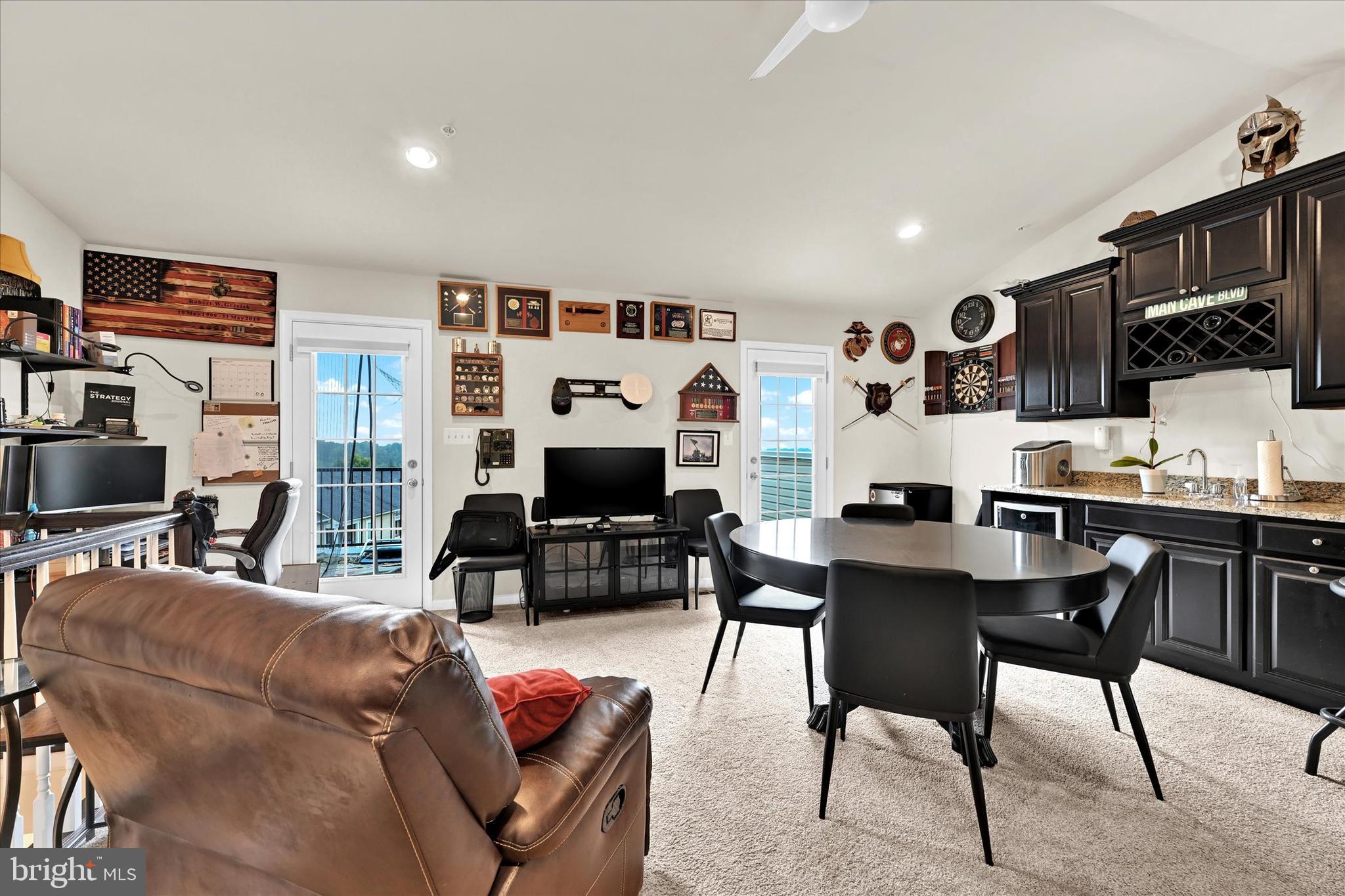 FIELDSTONE FARM - Residential