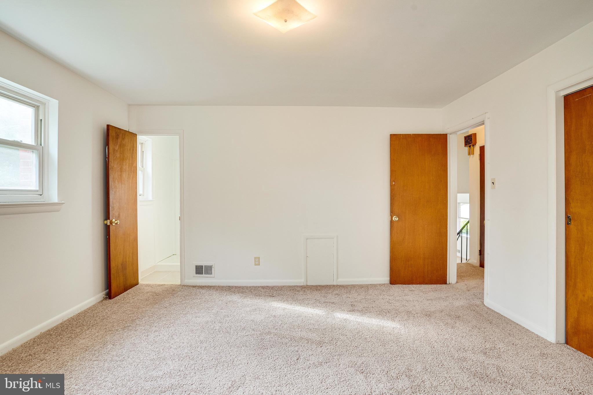 NORTHWOOD KNOLLS - Residential