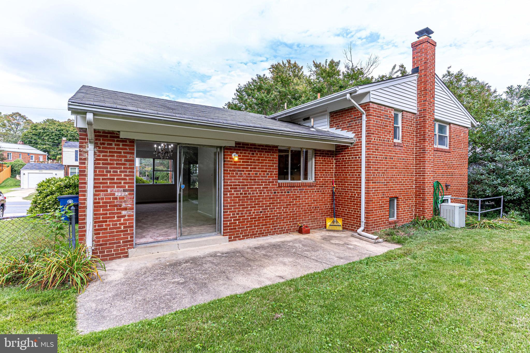 NORTHWOOD KNOLLS - Residential