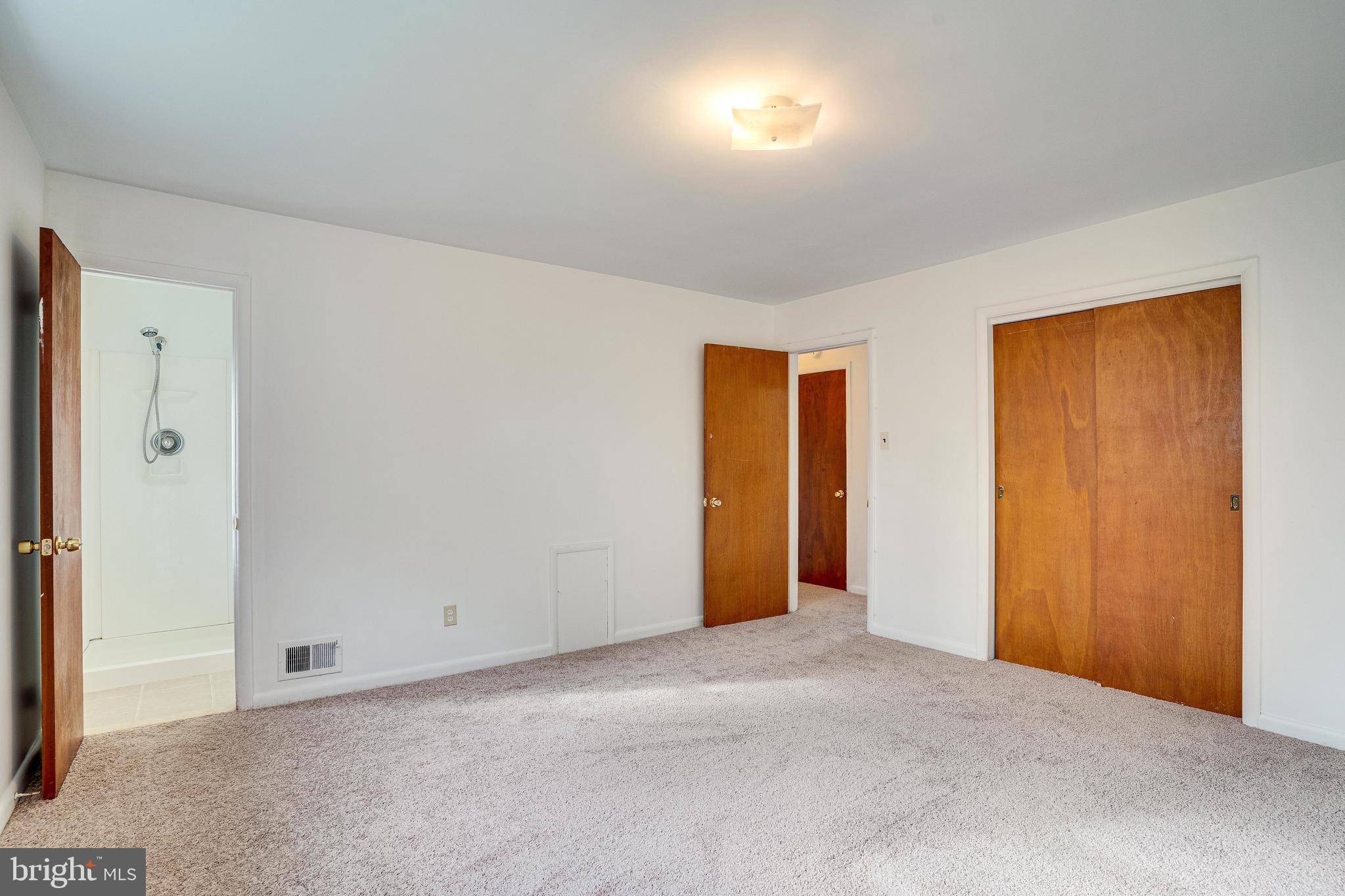 NORTHWOOD KNOLLS - Residential