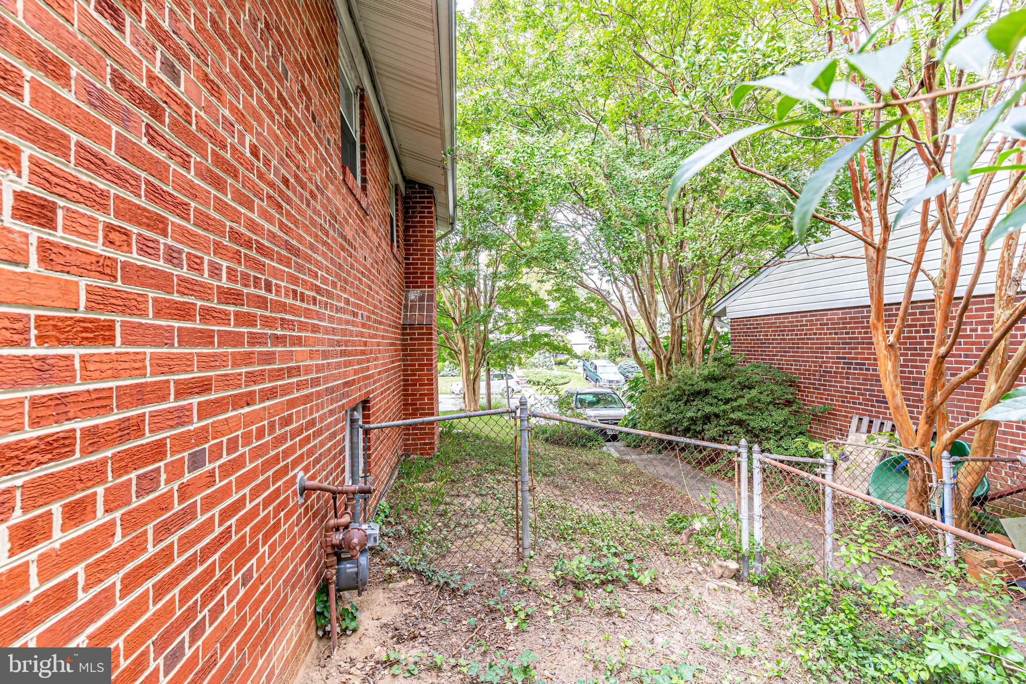 NORTHWOOD KNOLLS - Residential