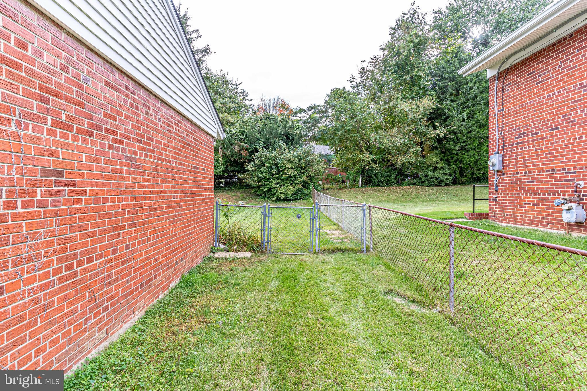 NORTHWOOD KNOLLS - Residential