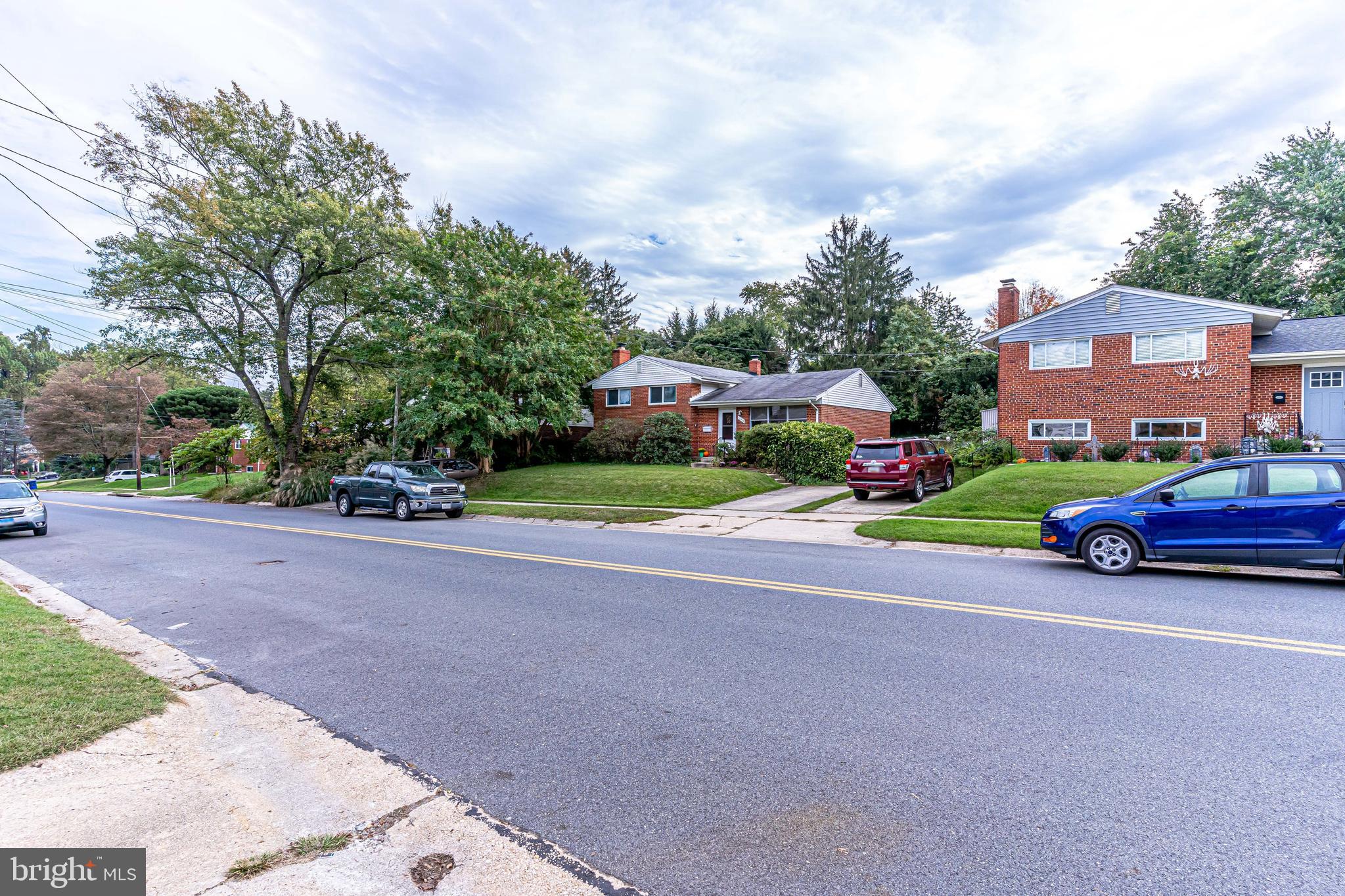 NORTHWOOD KNOLLS - Residential