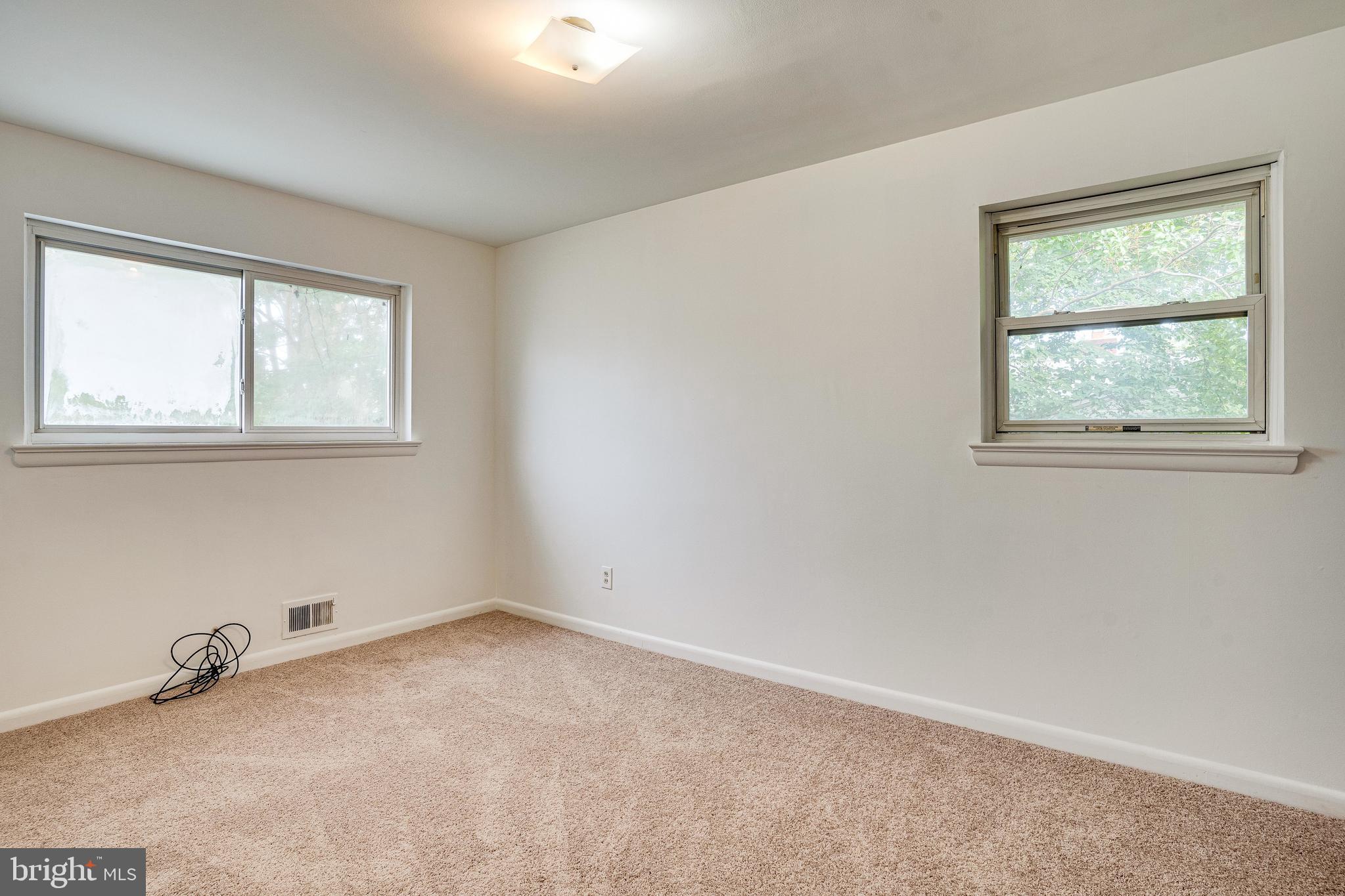 NORTHWOOD KNOLLS - Residential