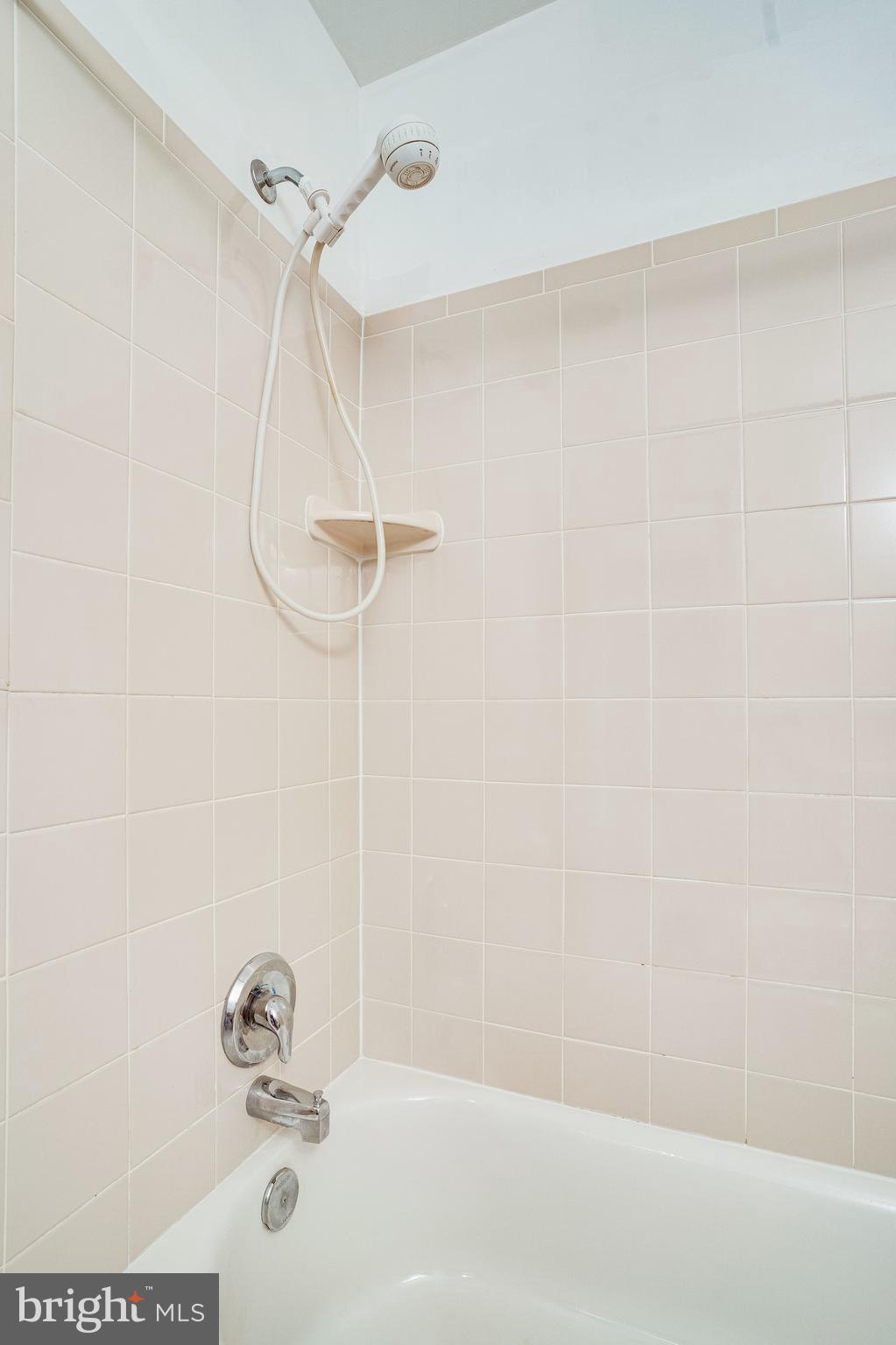 NORTHWOOD KNOLLS - Residential