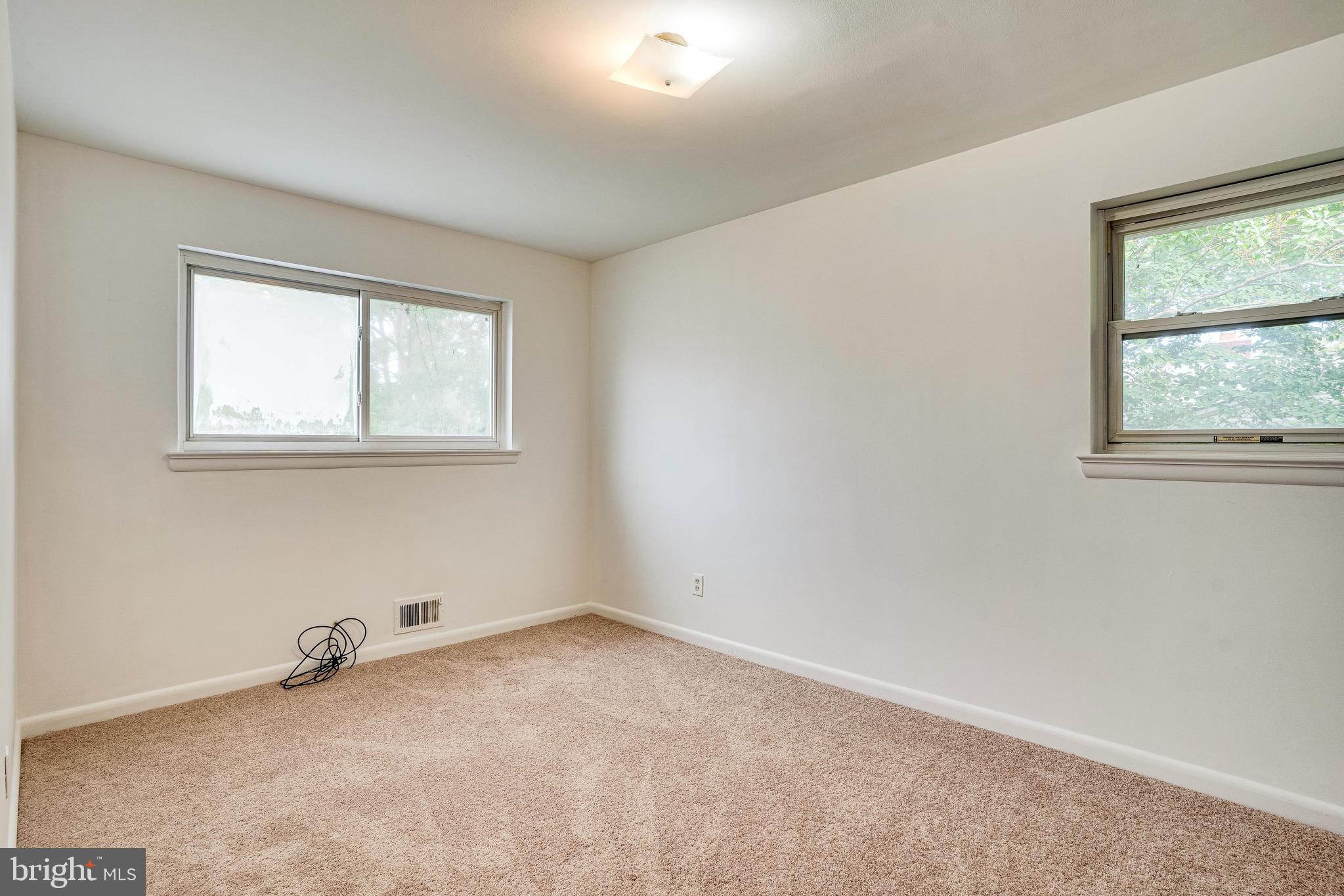 NORTHWOOD KNOLLS - Residential