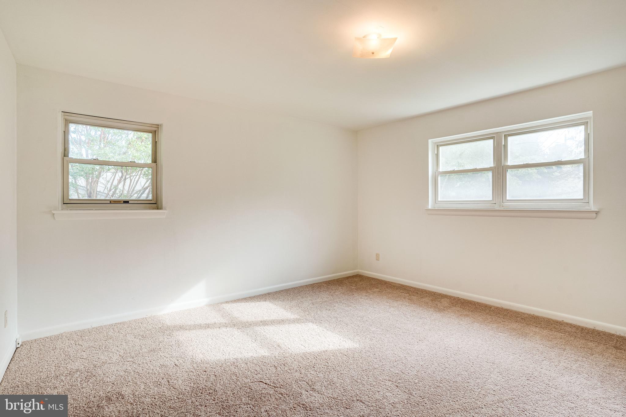 NORTHWOOD KNOLLS - Residential