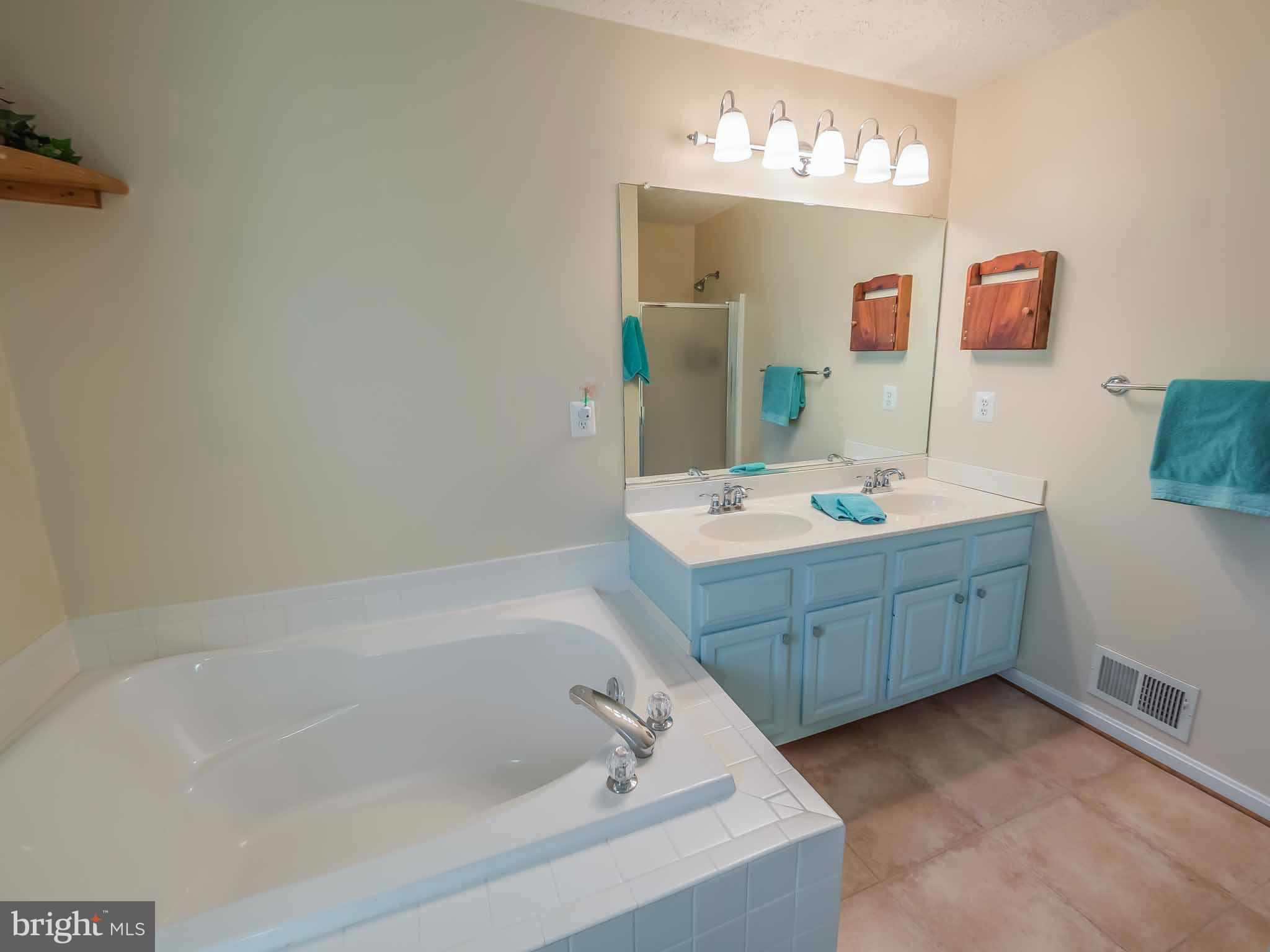 COX'S RUN - Residential