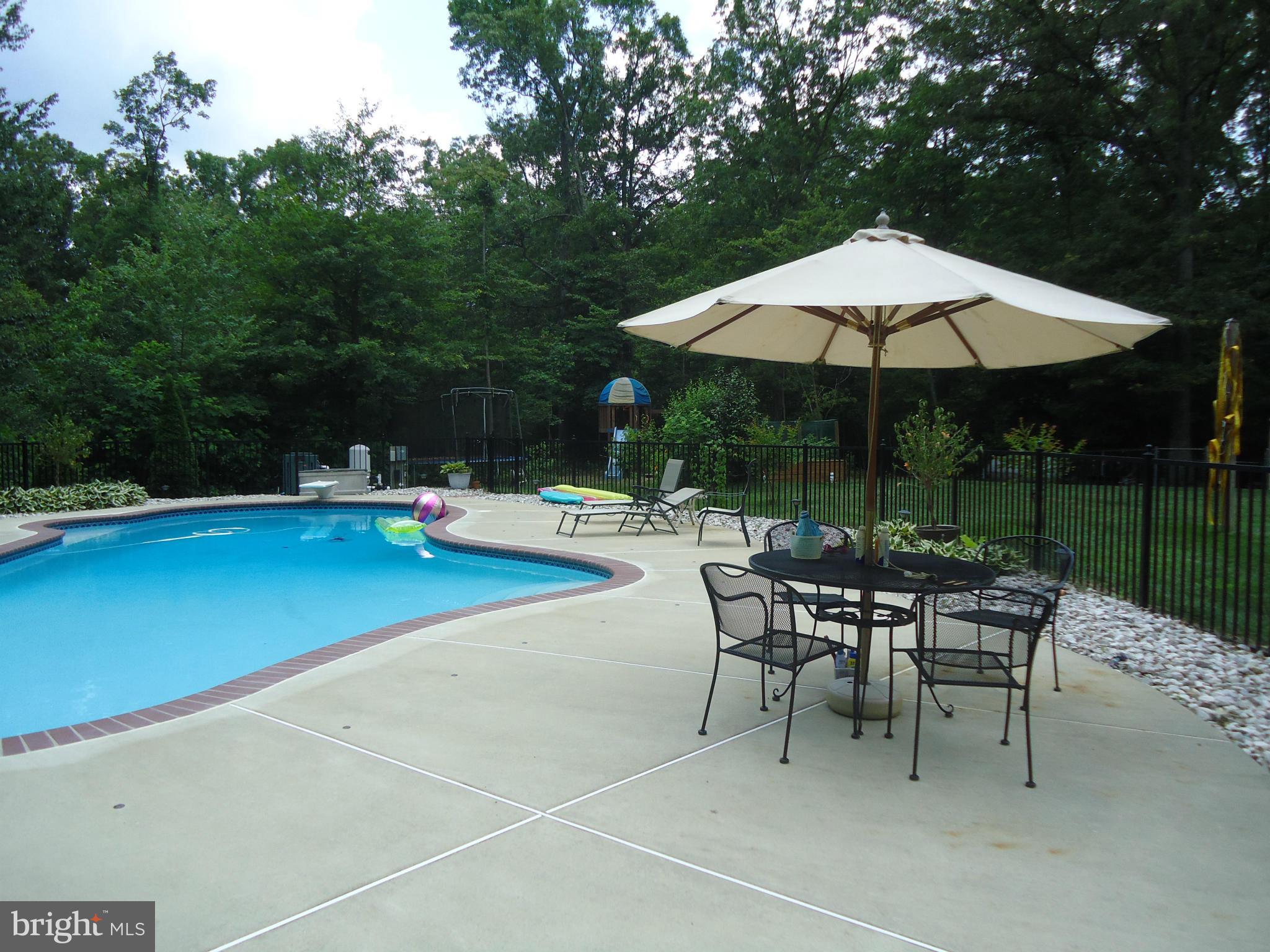 COX'S RUN - Residential