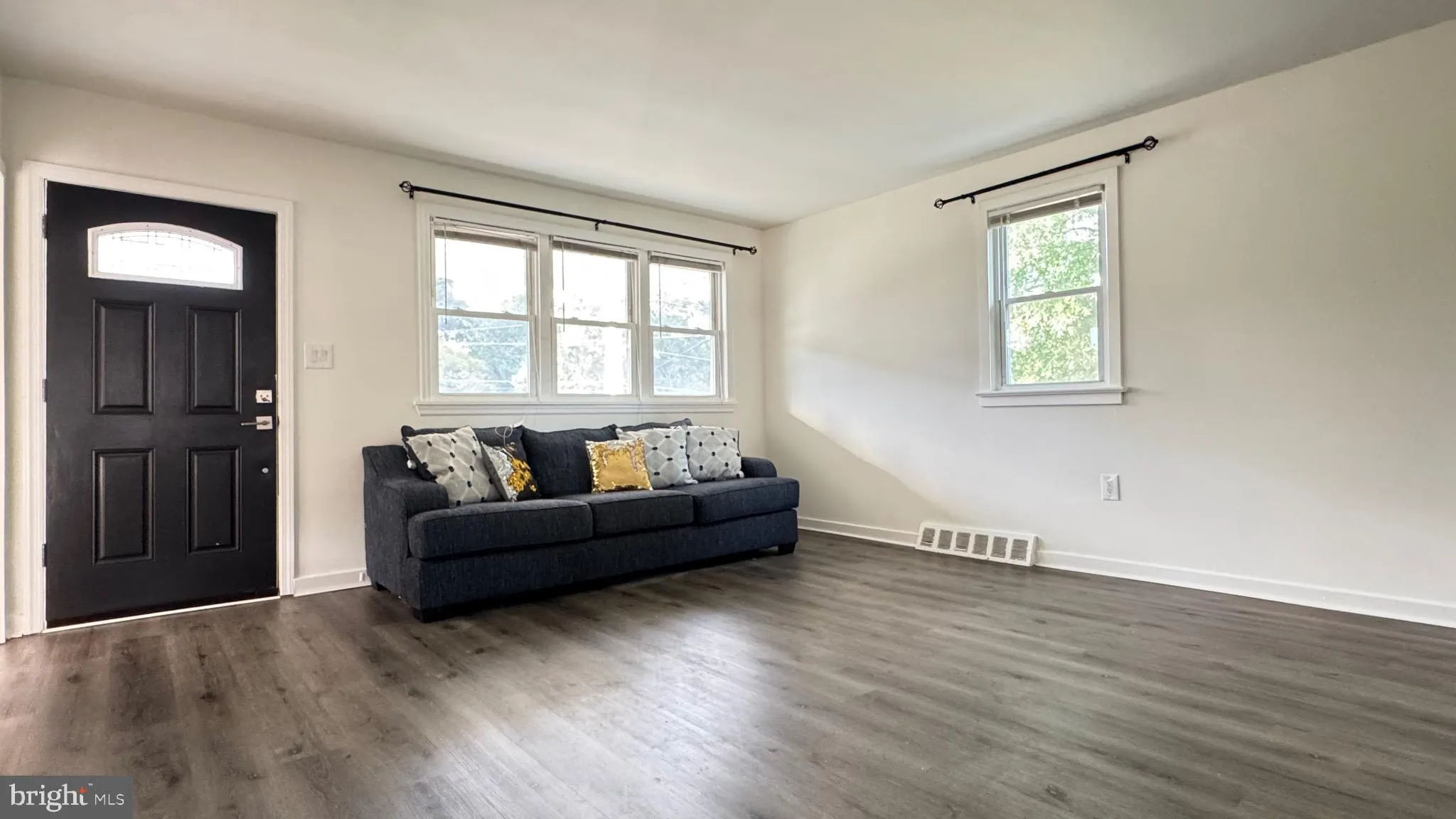 Somerdale, New Jersey 08083, United States, 3 Bedrooms Bedrooms, ,1 BathroomBathrooms,Residential,Active,210498