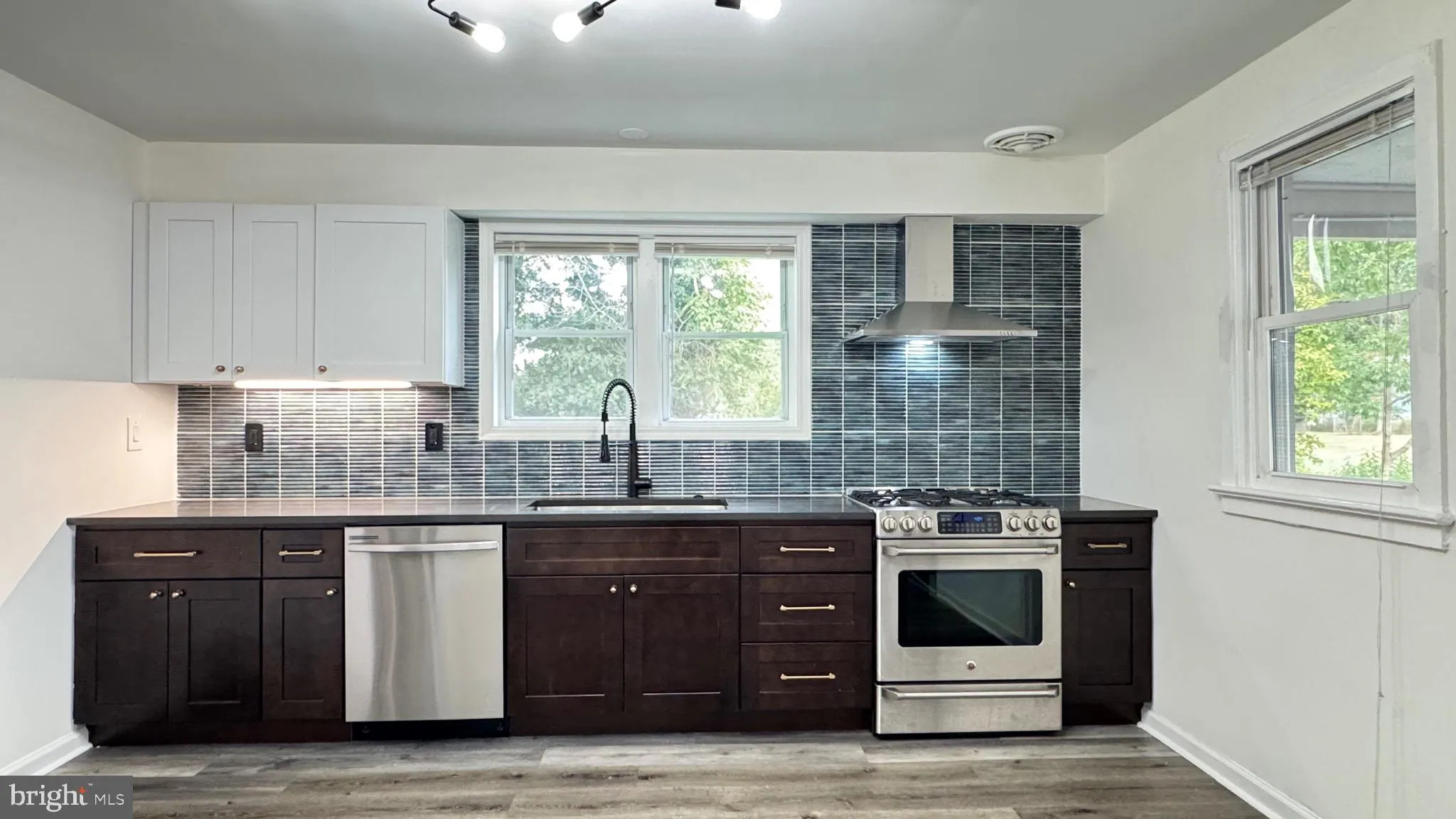 Somerdale, New Jersey 08083, United States, 3 Bedrooms Bedrooms, ,1 BathroomBathrooms,Residential,Active,210498