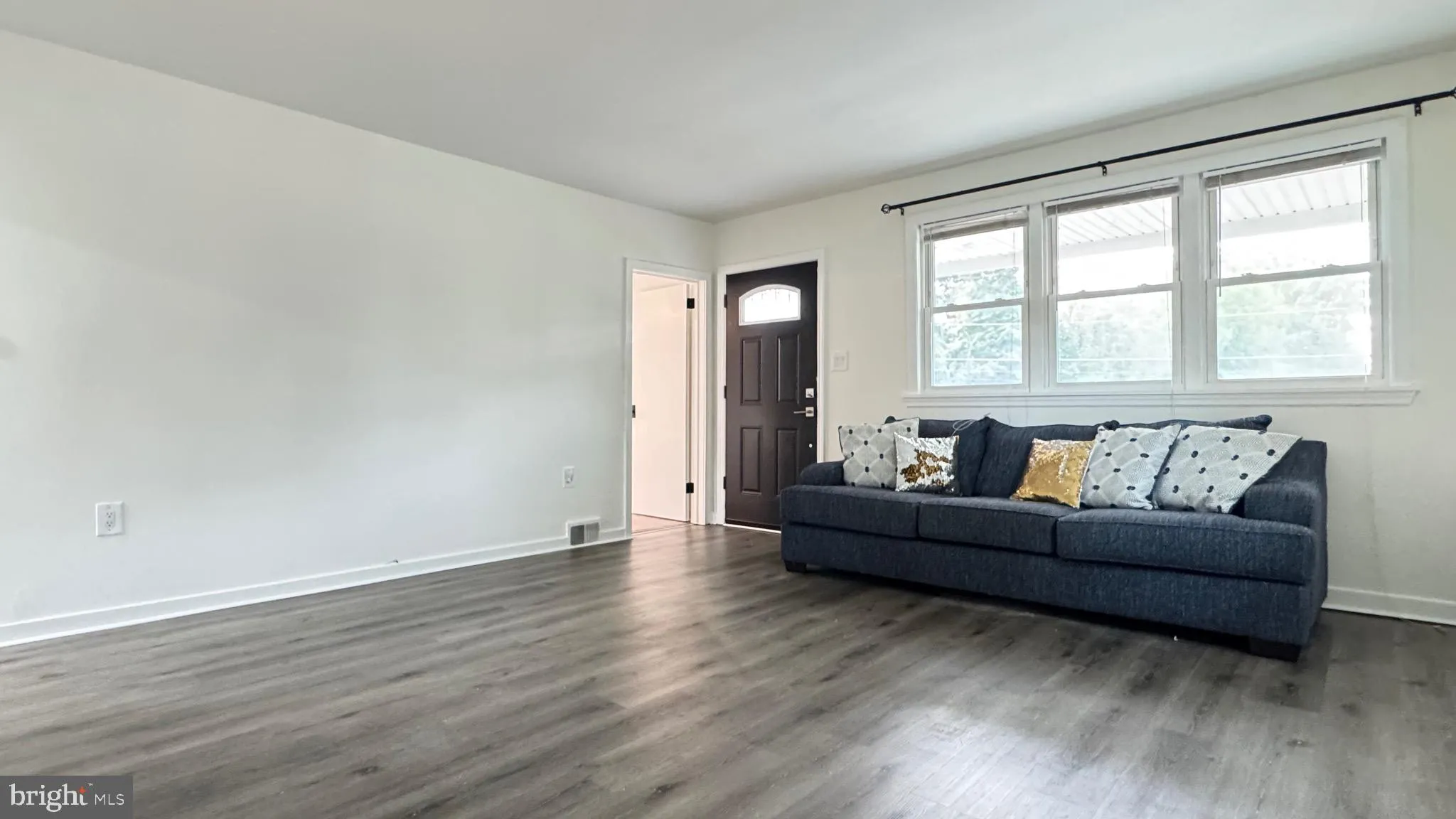 Somerdale, New Jersey 08083, United States, 3 Bedrooms Bedrooms, ,1 BathroomBathrooms,Residential,Active,210498