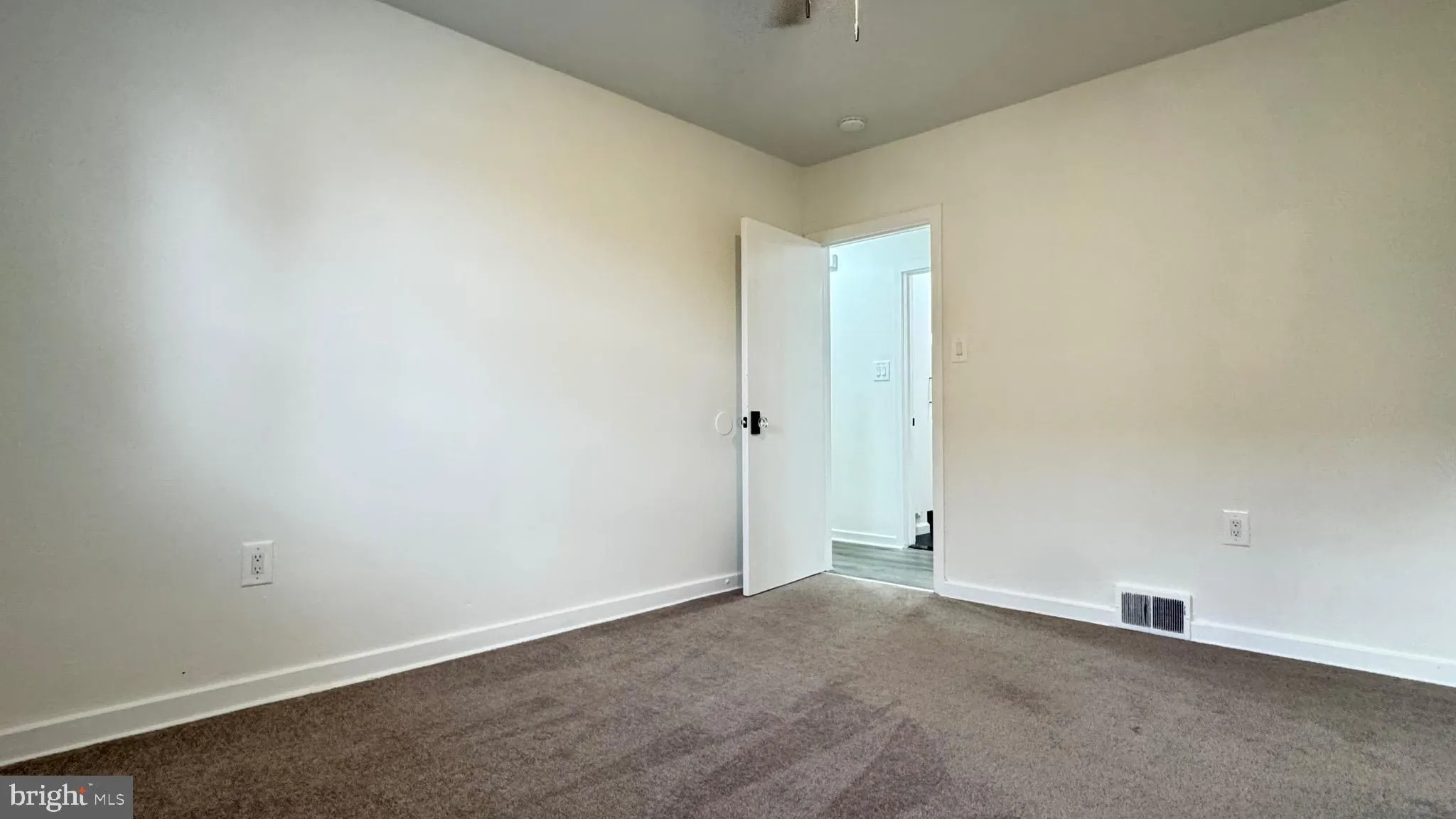 Somerdale, New Jersey 08083, United States, 3 Bedrooms Bedrooms, ,1 BathroomBathrooms,Residential,Active,210498