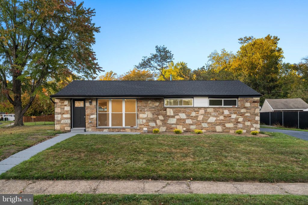 Photo of 2719 Patane Avenue, ABINGTON, PA 19001 (MLS # PAMC2158776)
