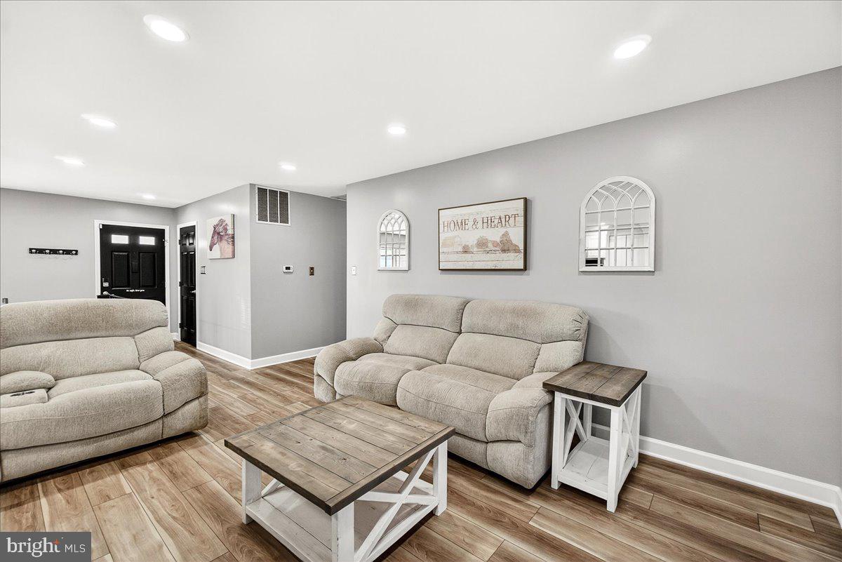 DISCOVERY - Residential