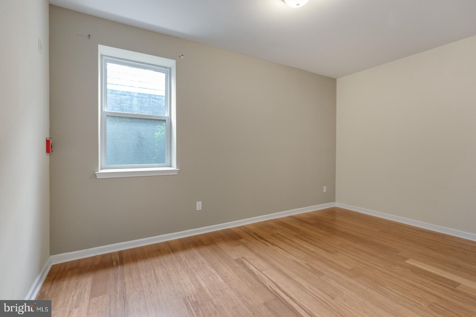 EAST KENSINGTON - Residential Lease