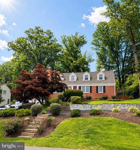 Photo of 3508 Woodside Road, ALEXANDRIA, VA 22310 (MLS # VAFX2332812)