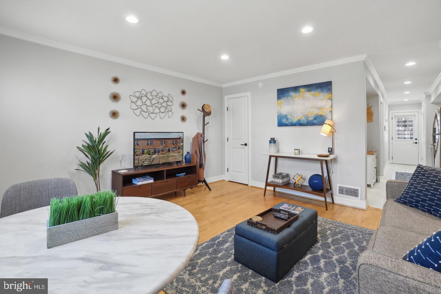 123 17TH STREET SE 2