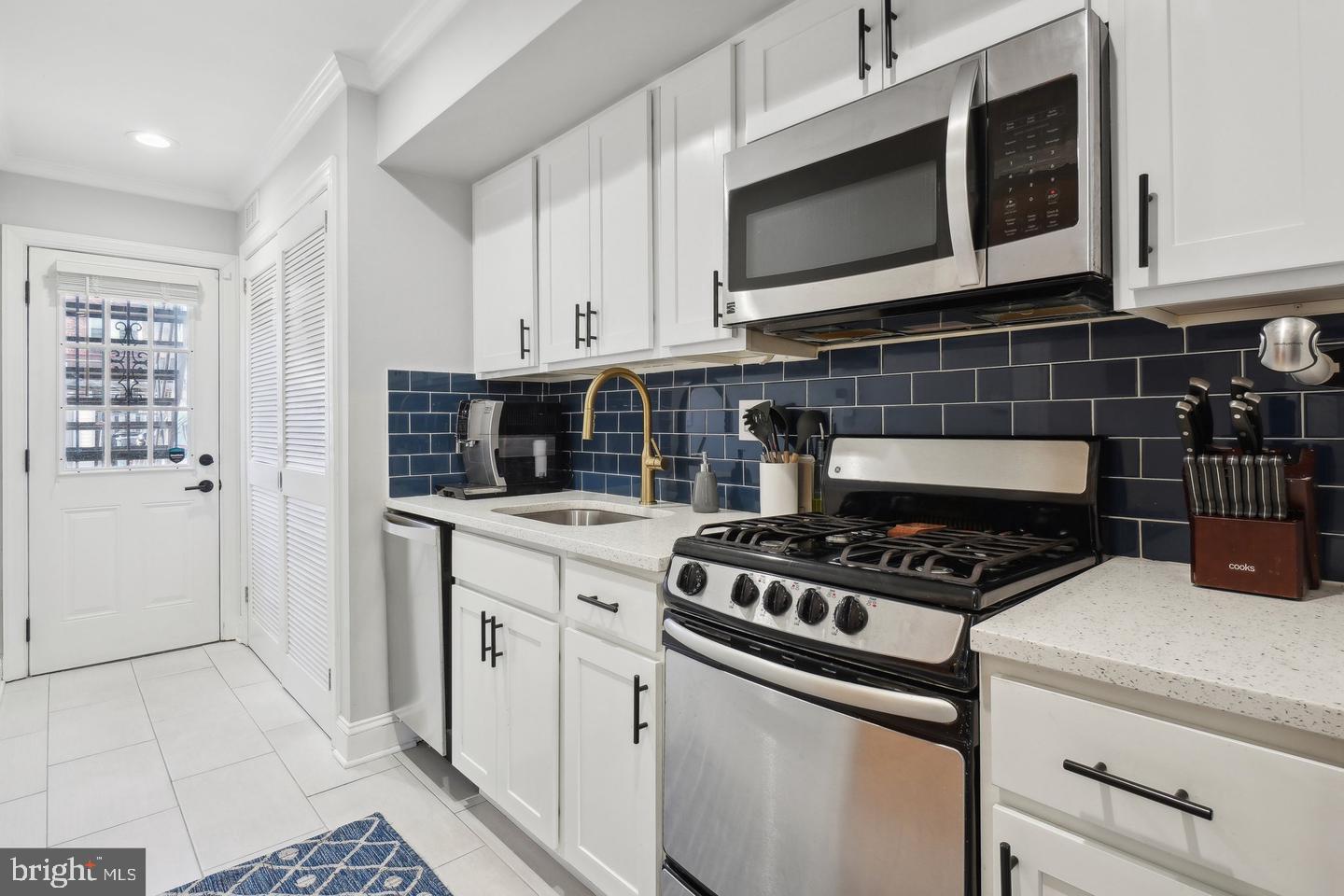 123 17TH STREET SE 2