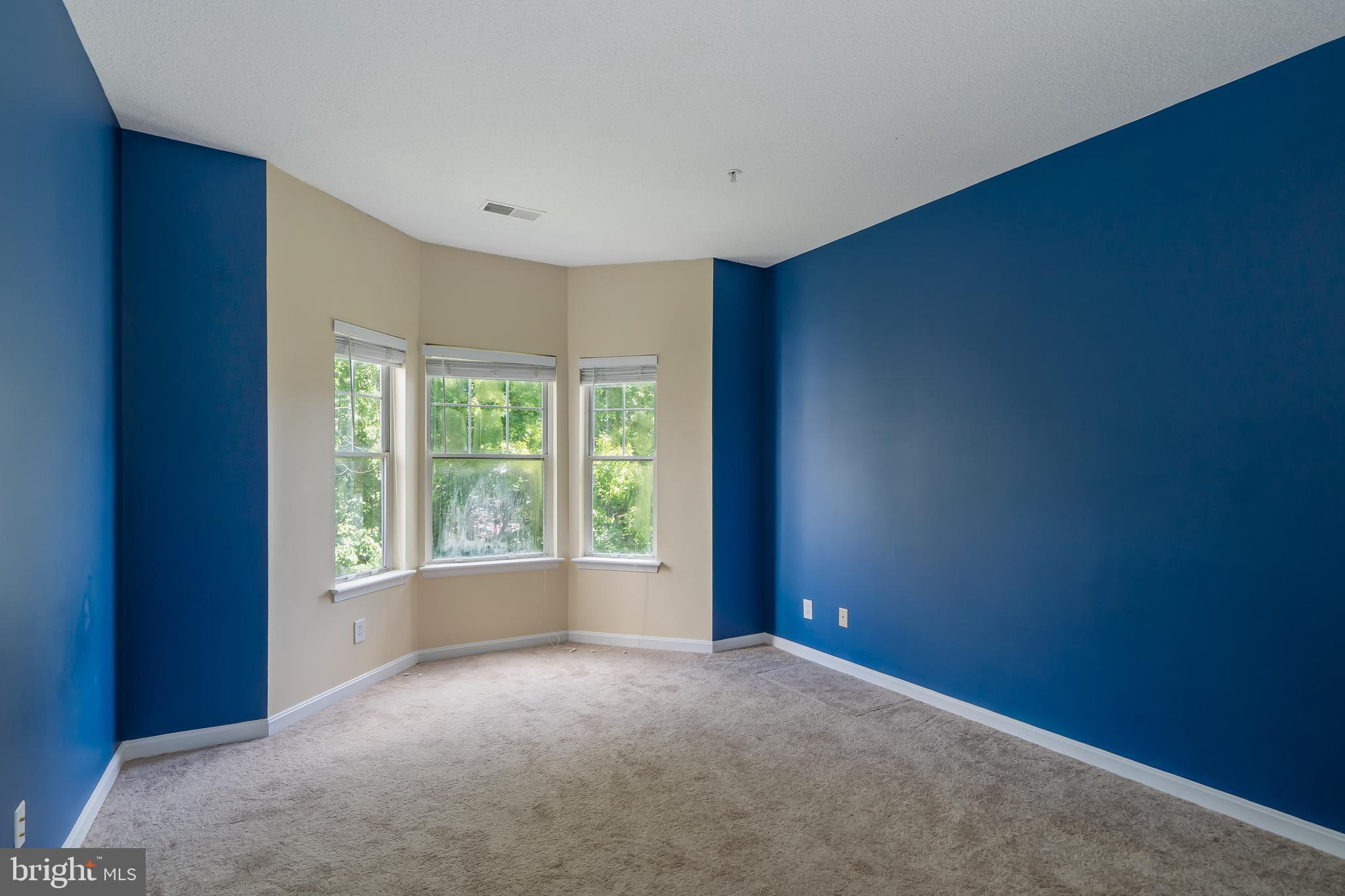 RIVERSIDE - Residential