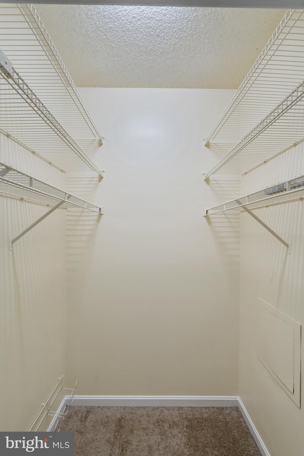 RIVERSIDE - Residential