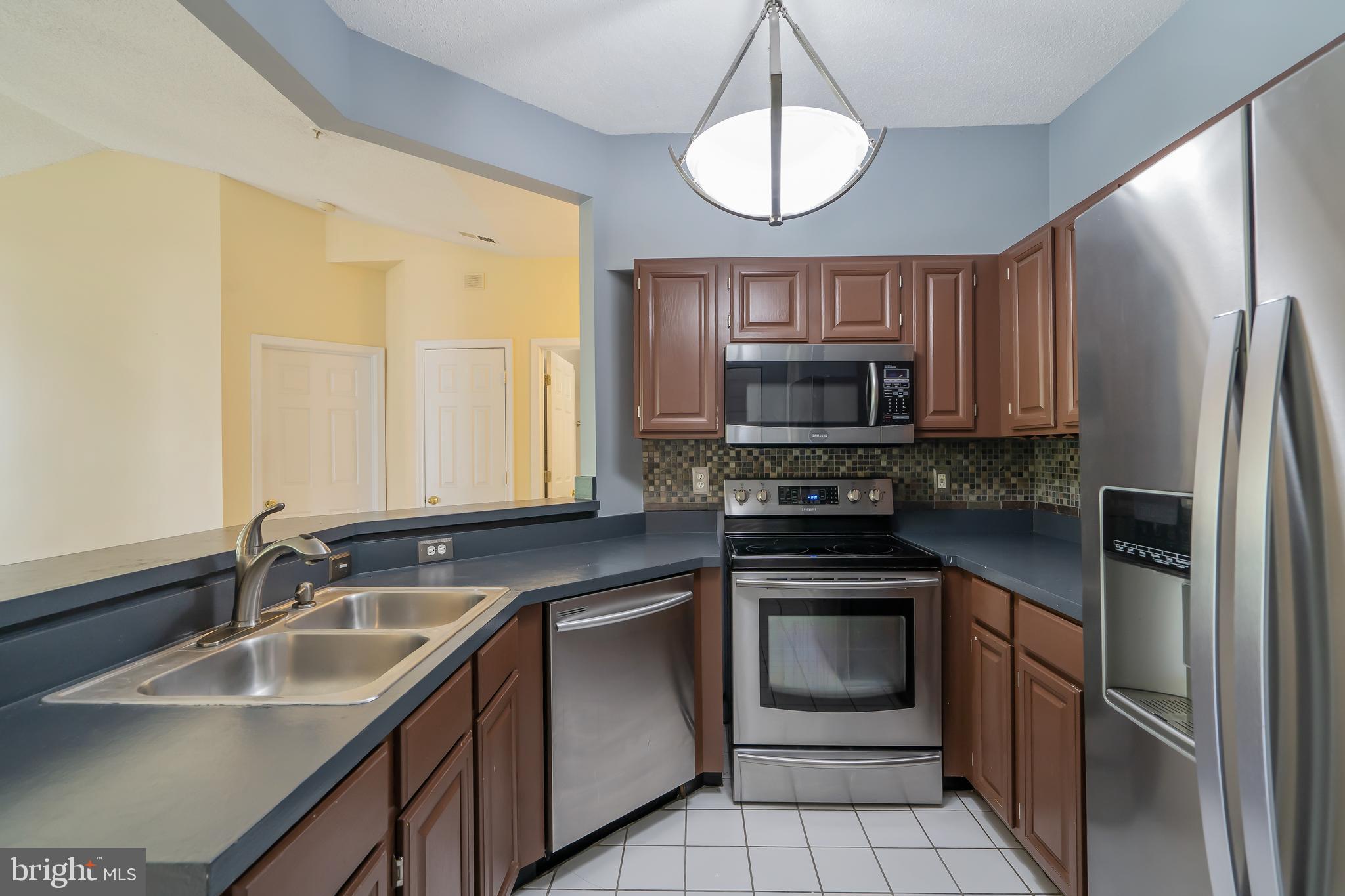 RIVERSIDE - Residential