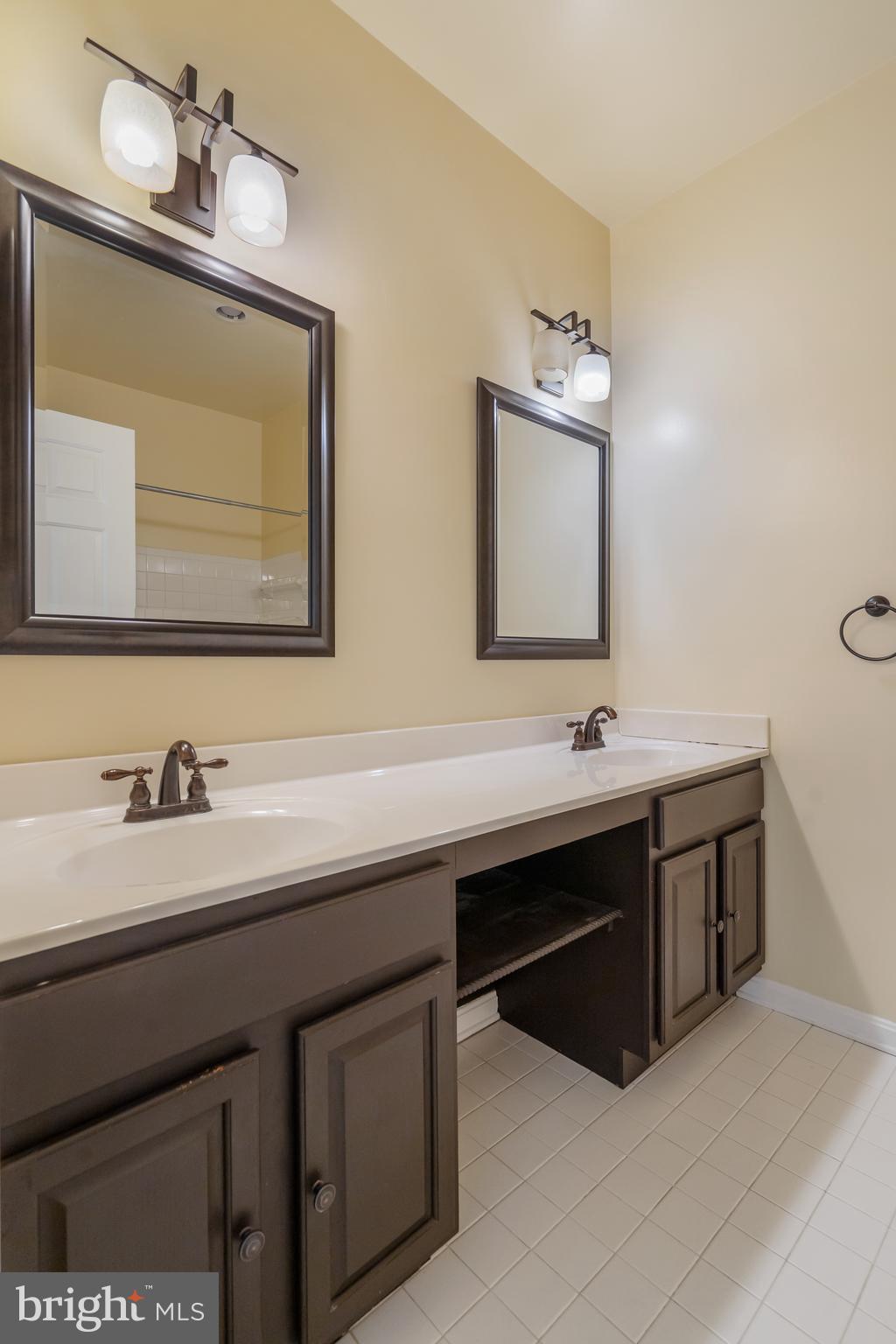 RIVERSIDE - Residential