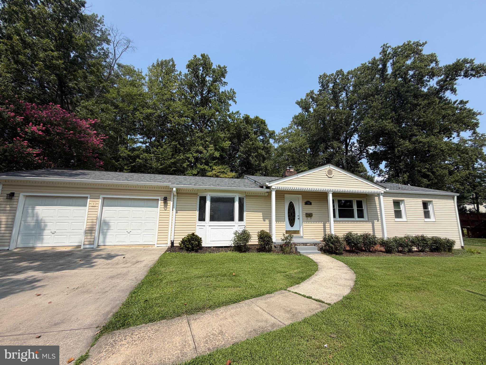 3704 BEVAN DRIVE