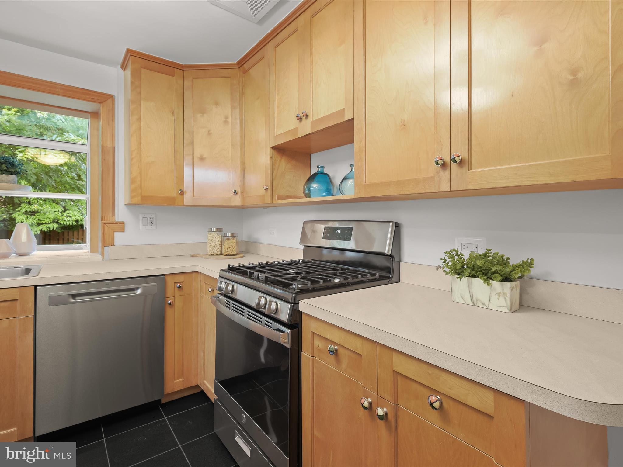 GARRETT PARK ESTATES - Residential