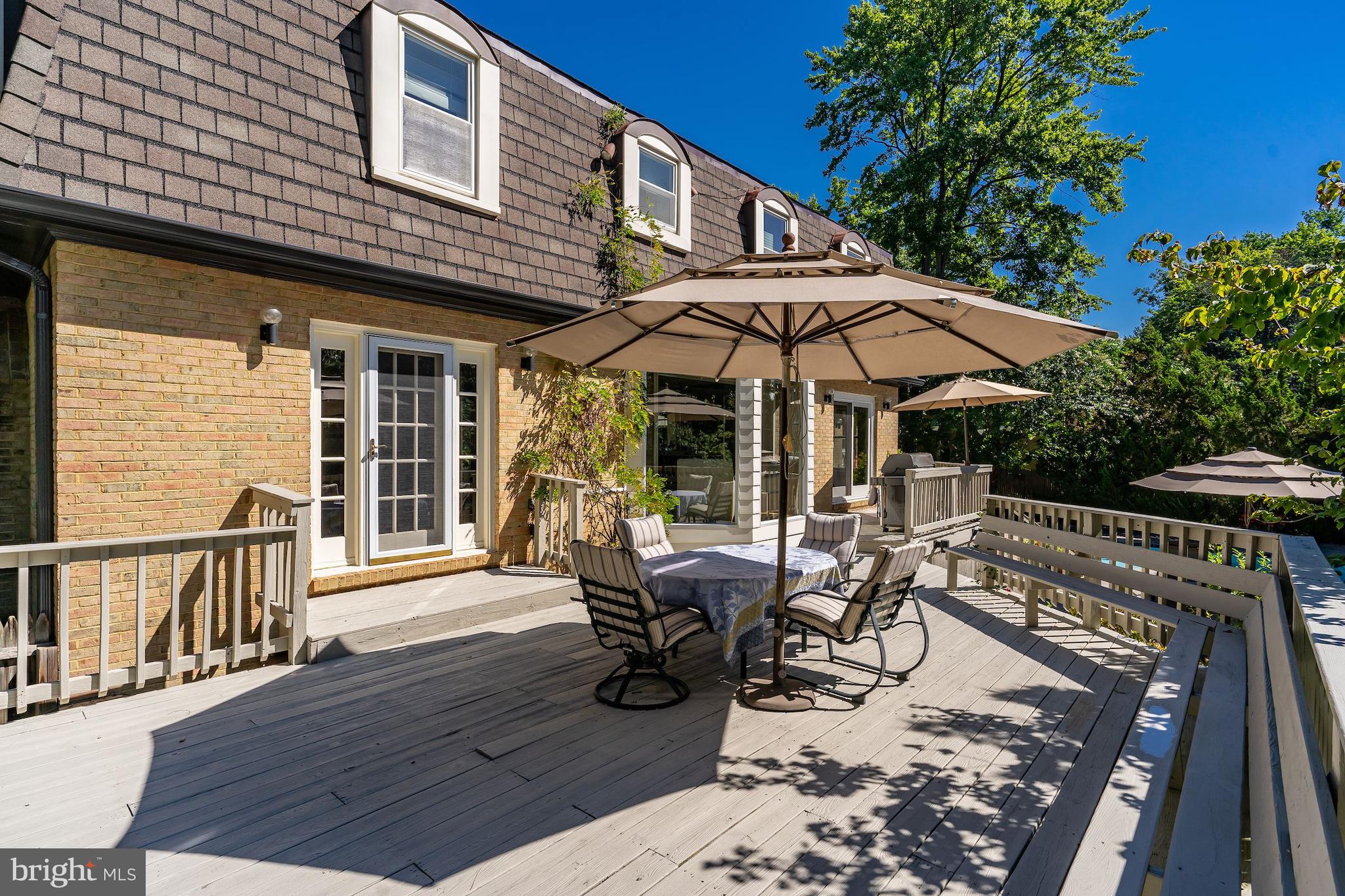 POTOMAC VILLAGE - Residential