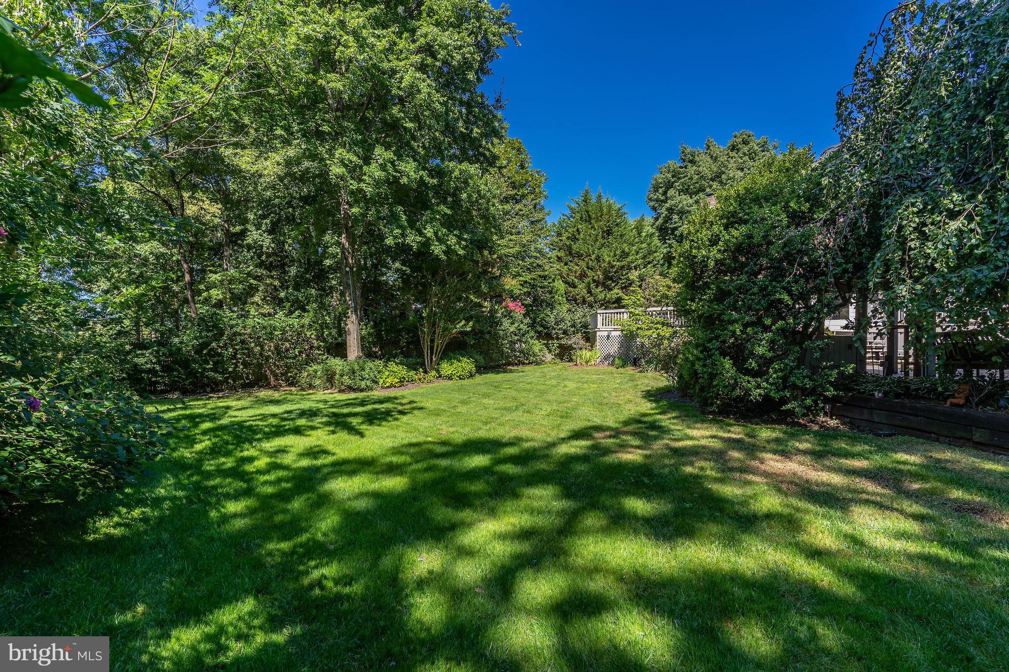 POTOMAC VILLAGE - Residential