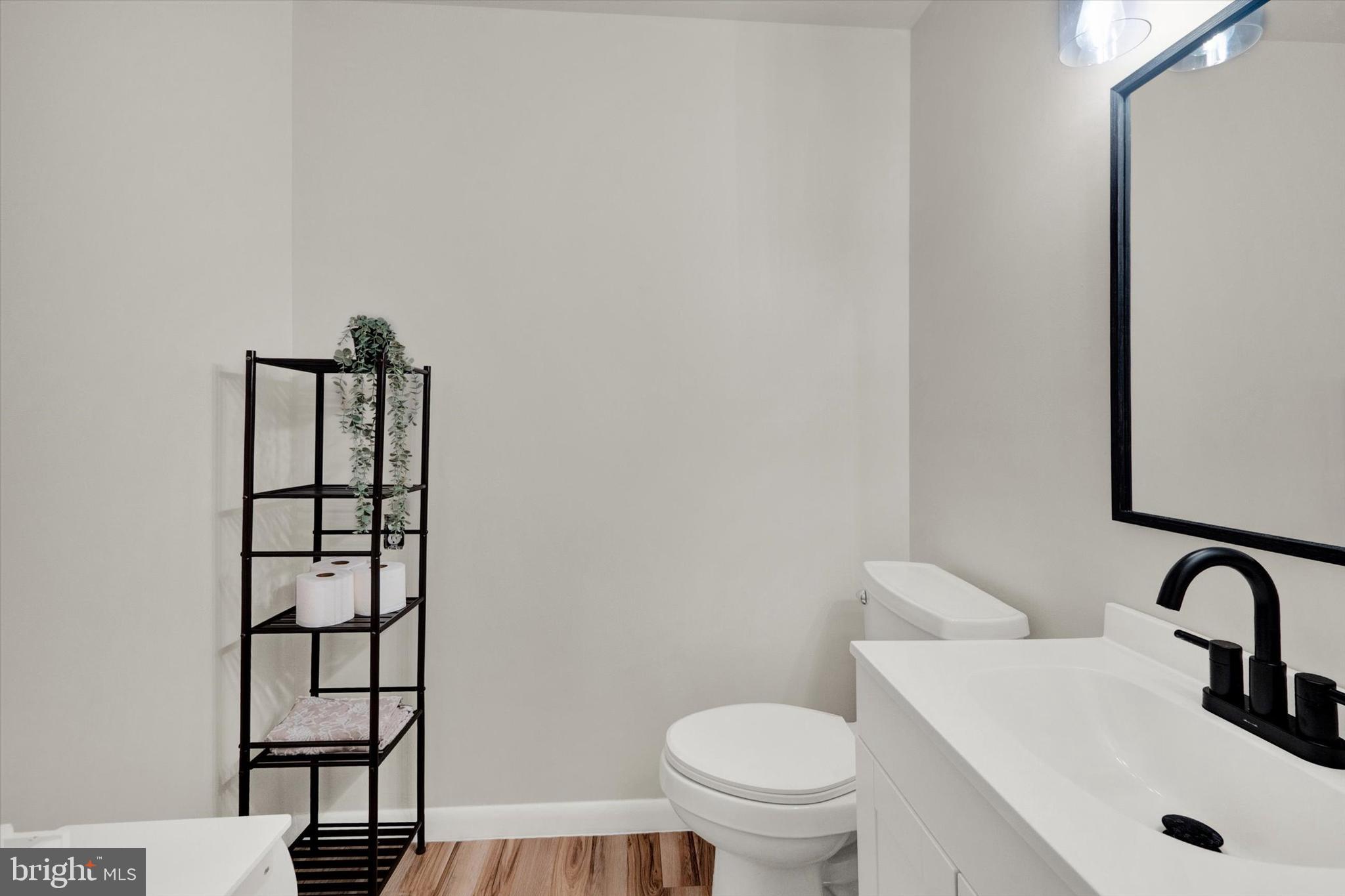 EDGEWOOD CONDOMMINIUMS - Residential