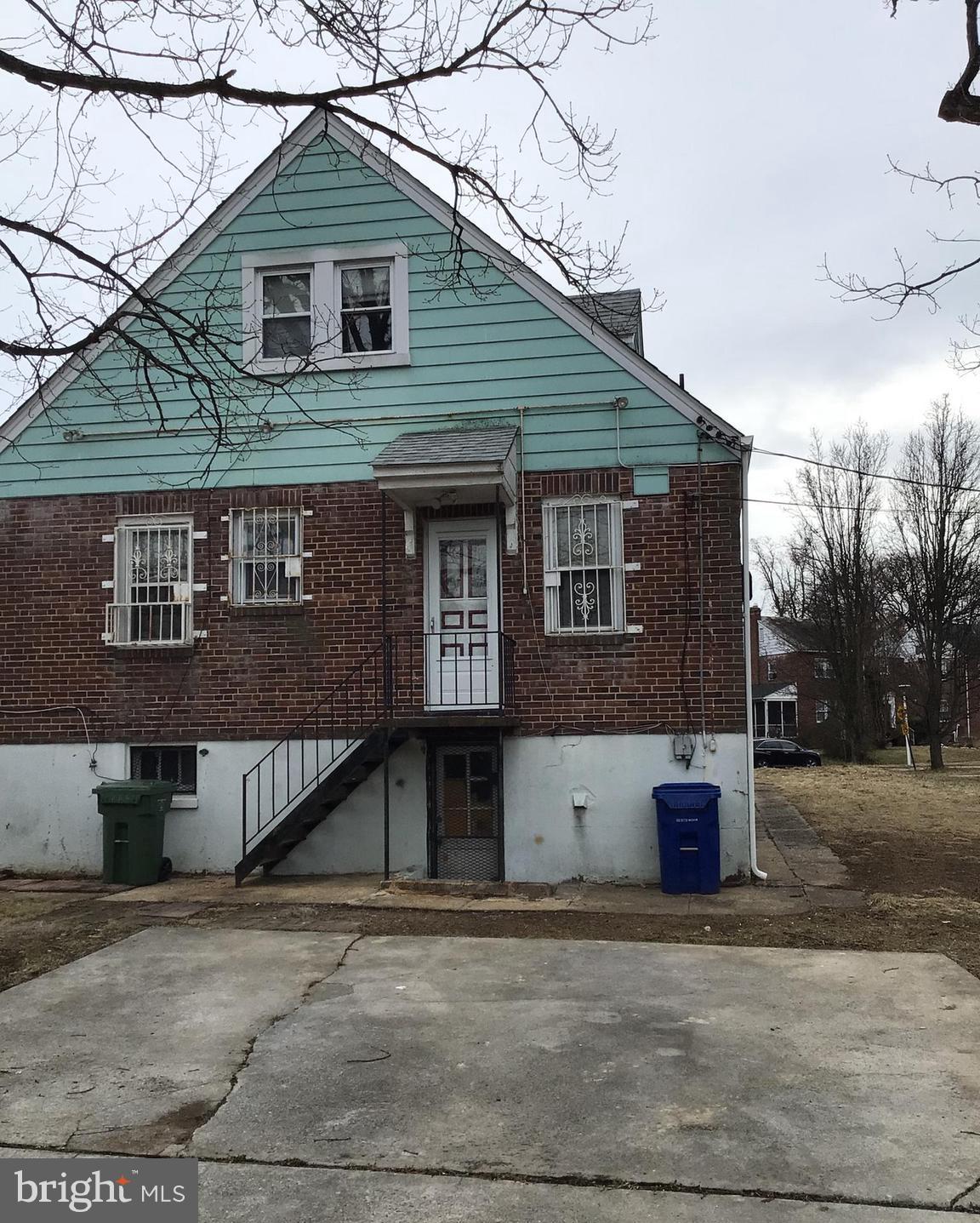 ASHBURTON HISTORIC DISTRICT - Residential