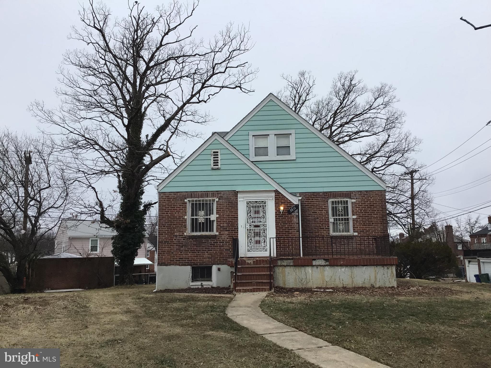 ASHBURTON HISTORIC DISTRICT - Residential