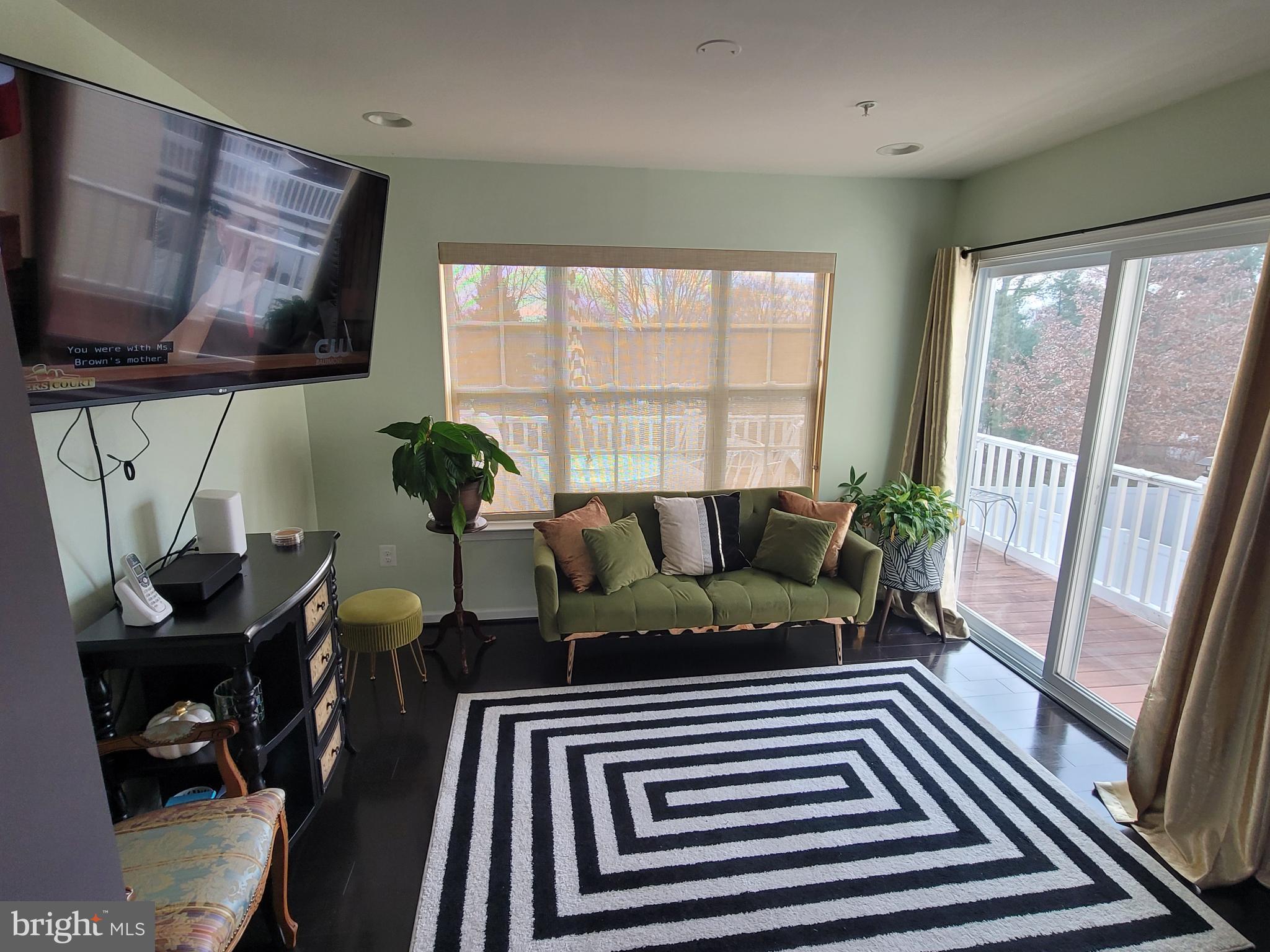 CARRIAGE HILLS TOWNHOUSE - Residential