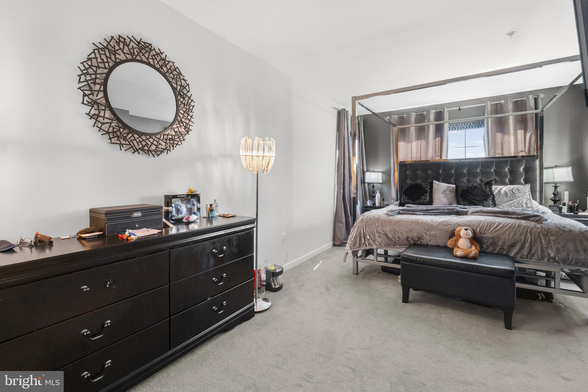 CARRIAGE HILLS TOWNHOUSE - Residential