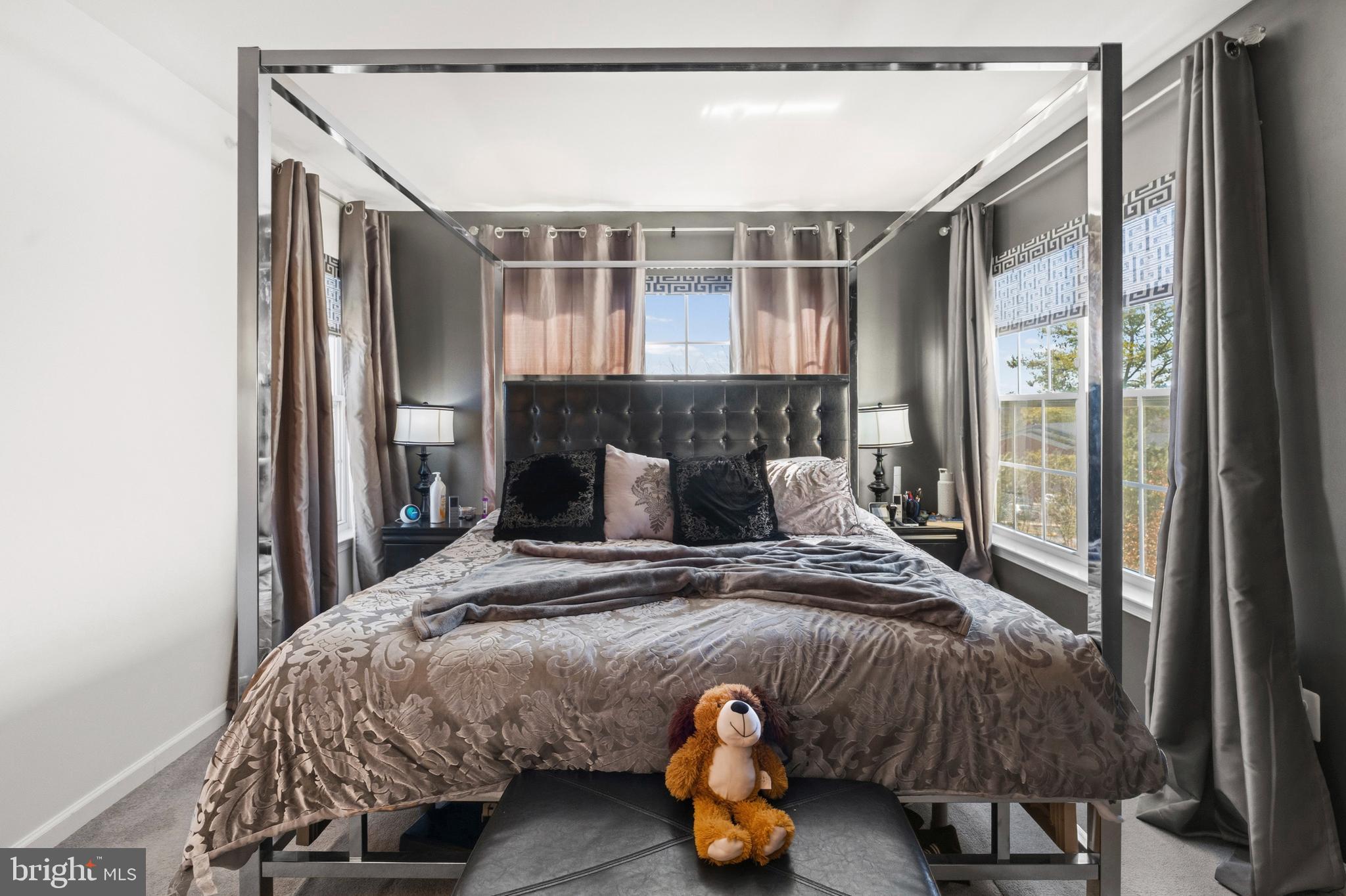 CARRIAGE HILLS TOWNHOUSE - Residential