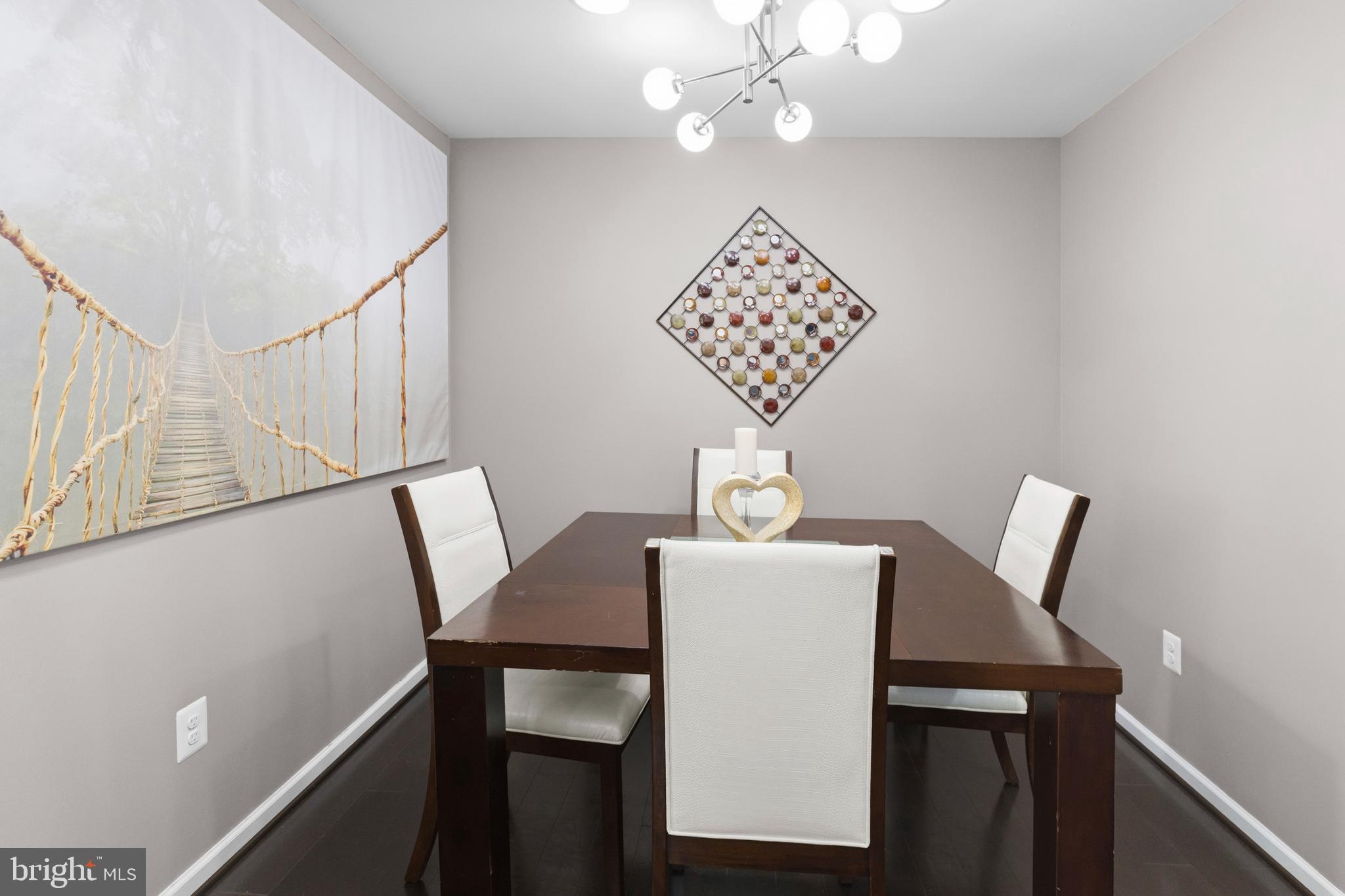 CARRIAGE HILLS TOWNHOUSE - Residential