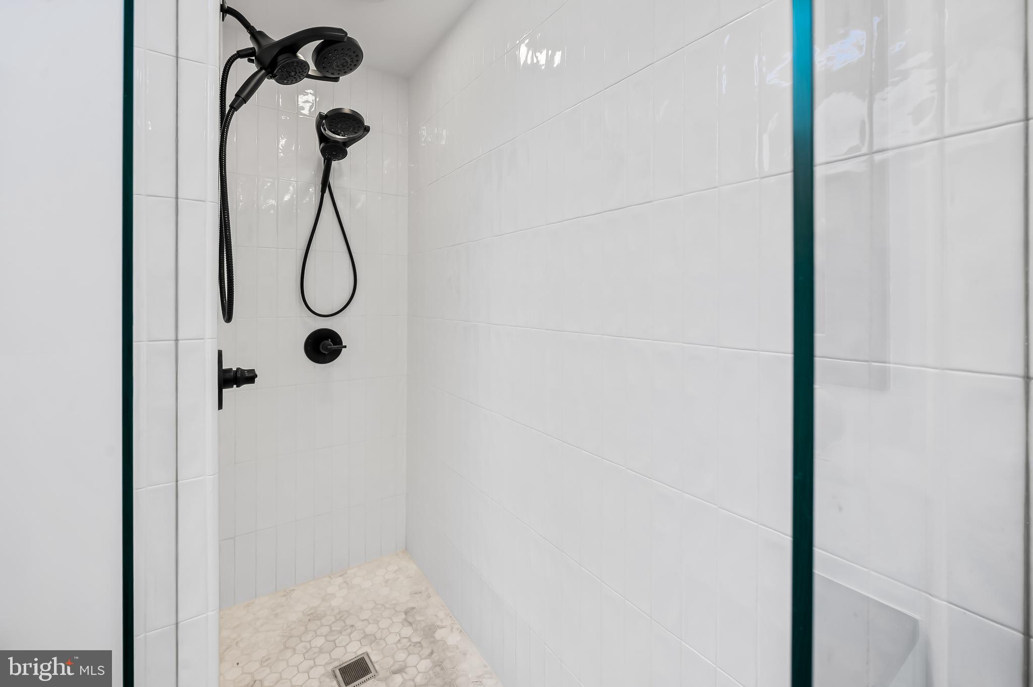 RIVERSIDE - Residential