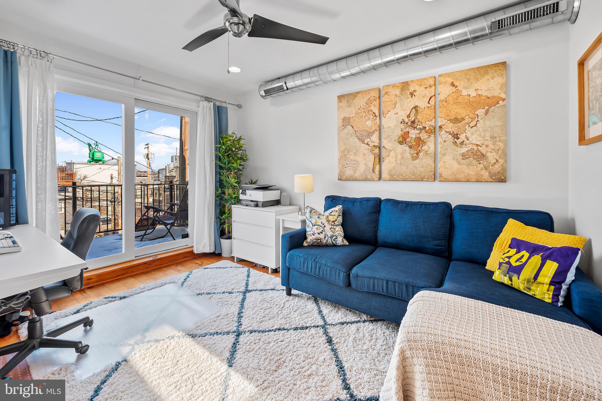 RIVERSIDE - Residential