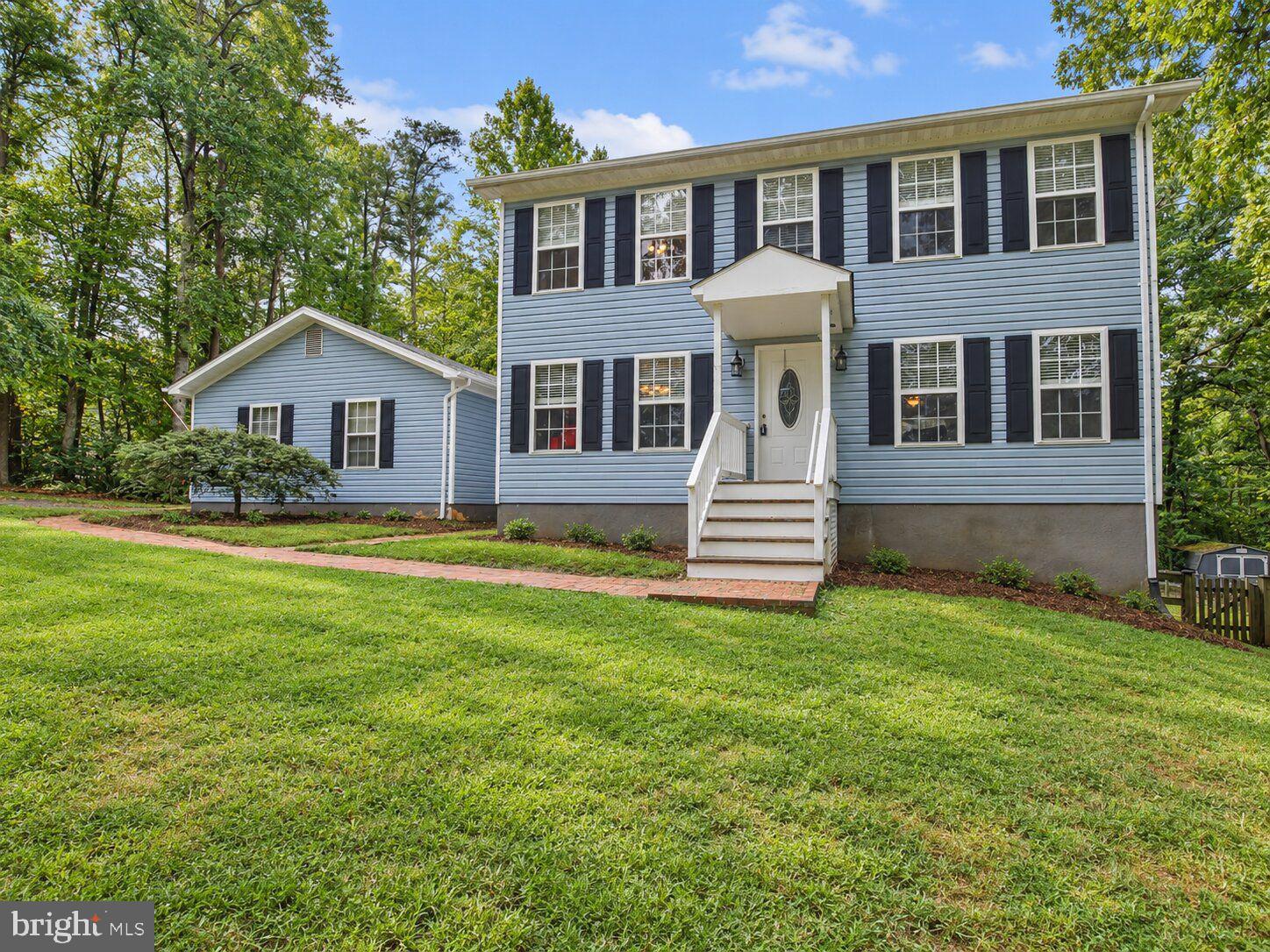 5710 RIVERBEND LANE
