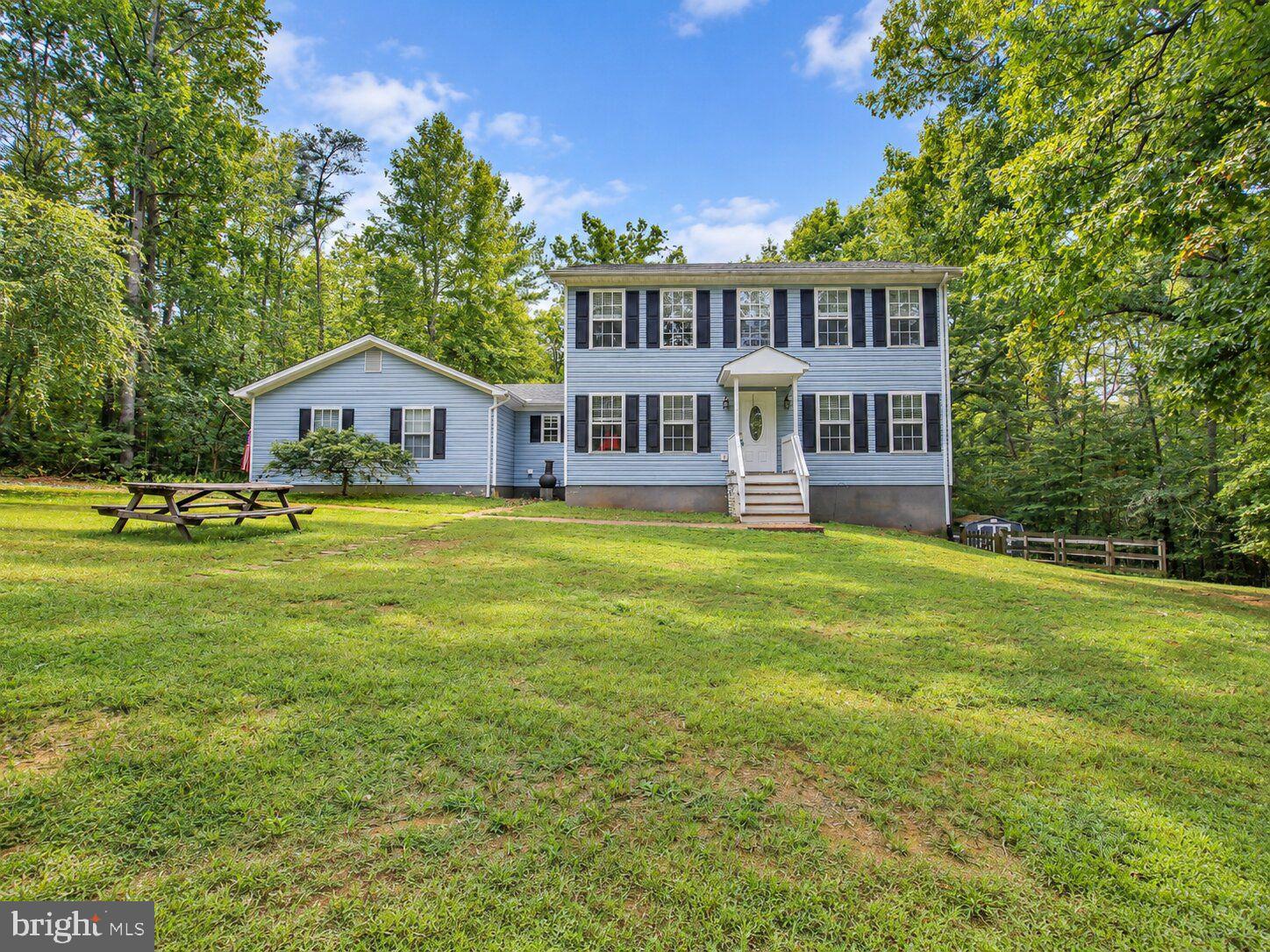 5710 RIVERBEND LANE