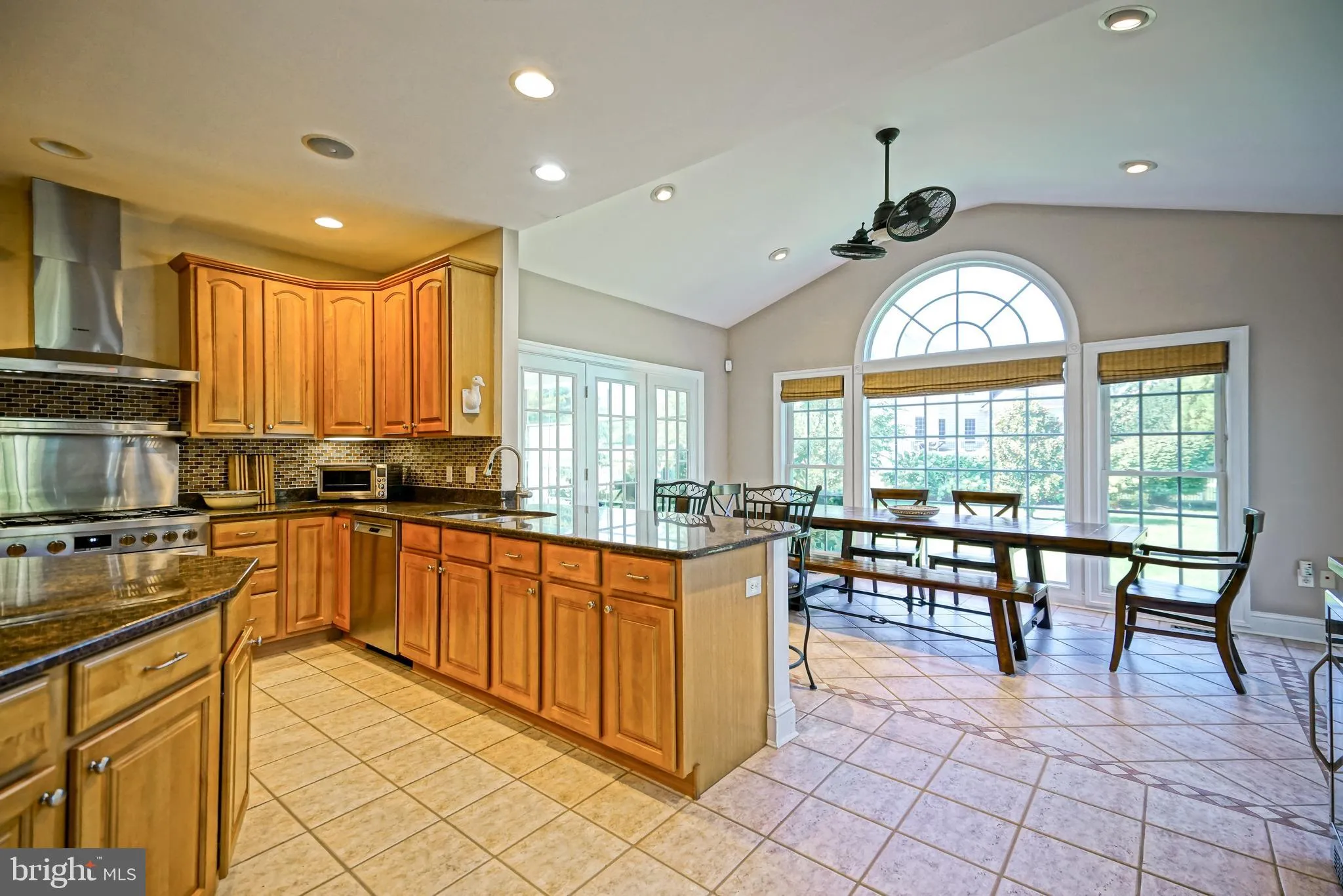 Lewes, Delaware 19958, United States, 5 Bedrooms Bedrooms, ,4 BathroomsBathrooms,Residential,Active,216012