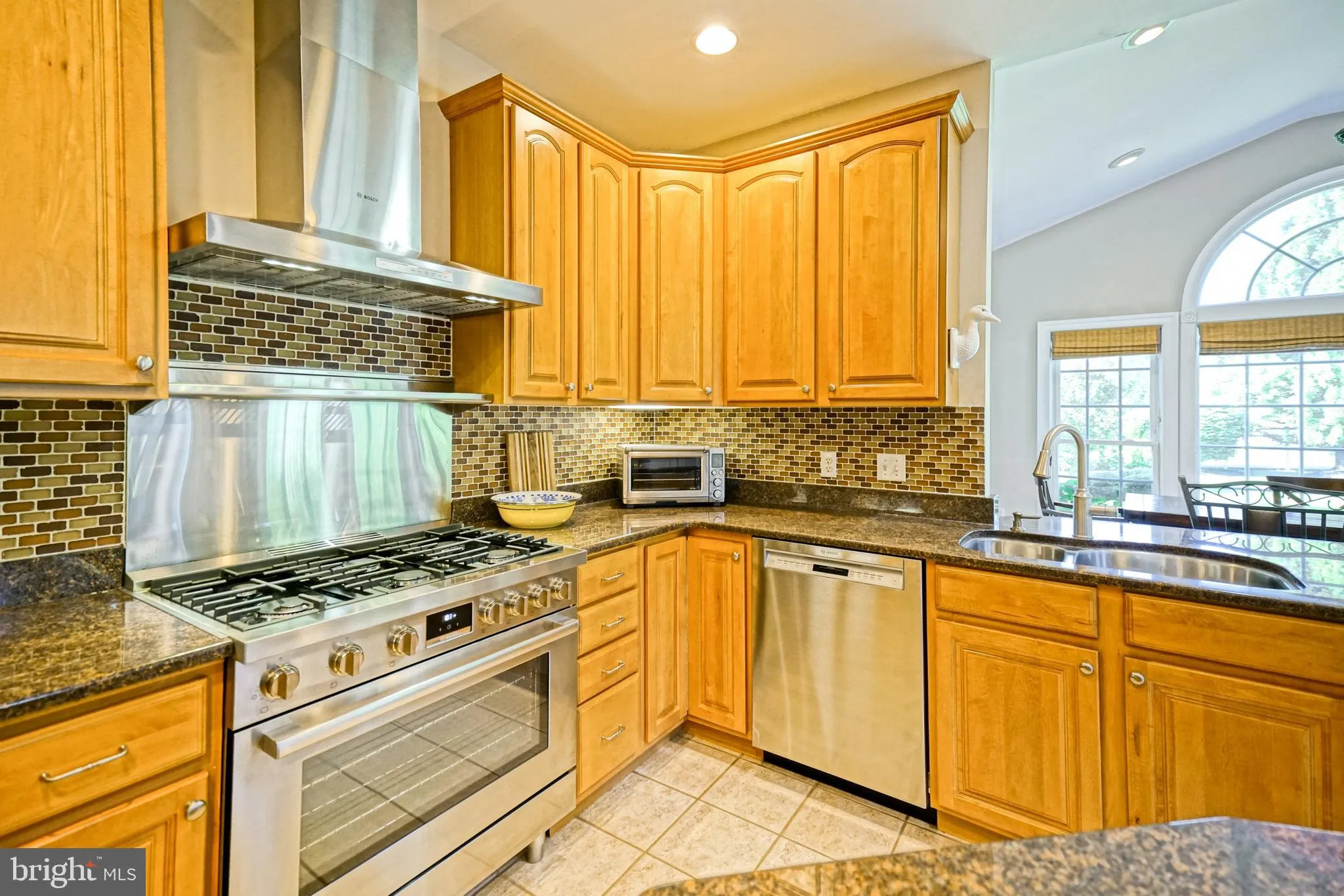 Lewes, Delaware 19958, United States, 5 Bedrooms Bedrooms, ,4 BathroomsBathrooms,Residential,Active,216012