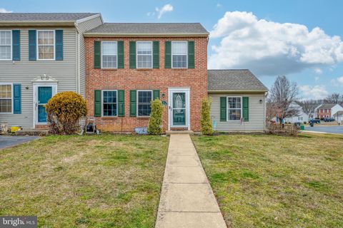 Photo of 21 Ashley Drive, Marietta, PA 17547 (MLS # PALA2047558)
